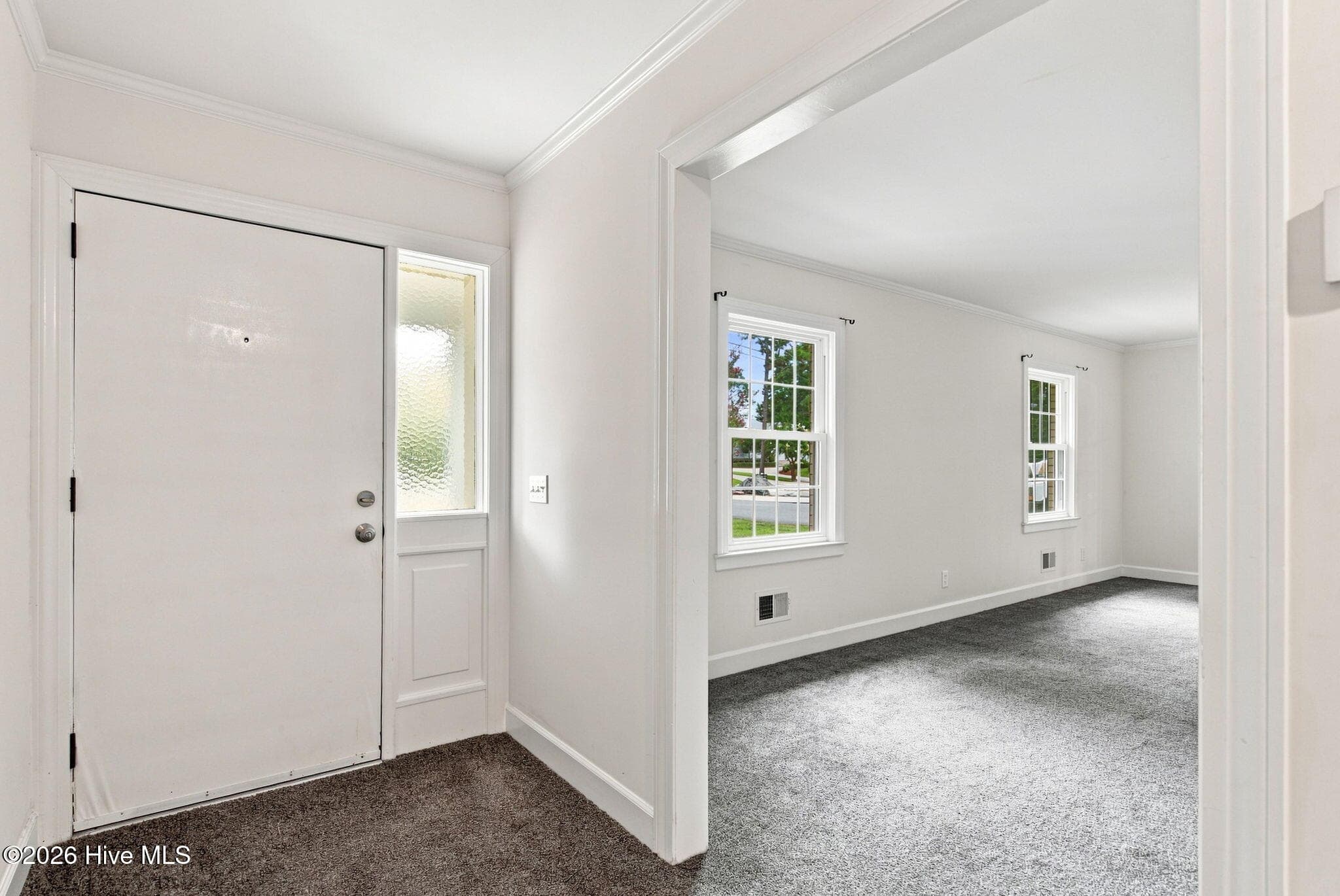 Single Family Residence at 120 Windemere Road, Wilmington, NC 28405, photo 2 of 5