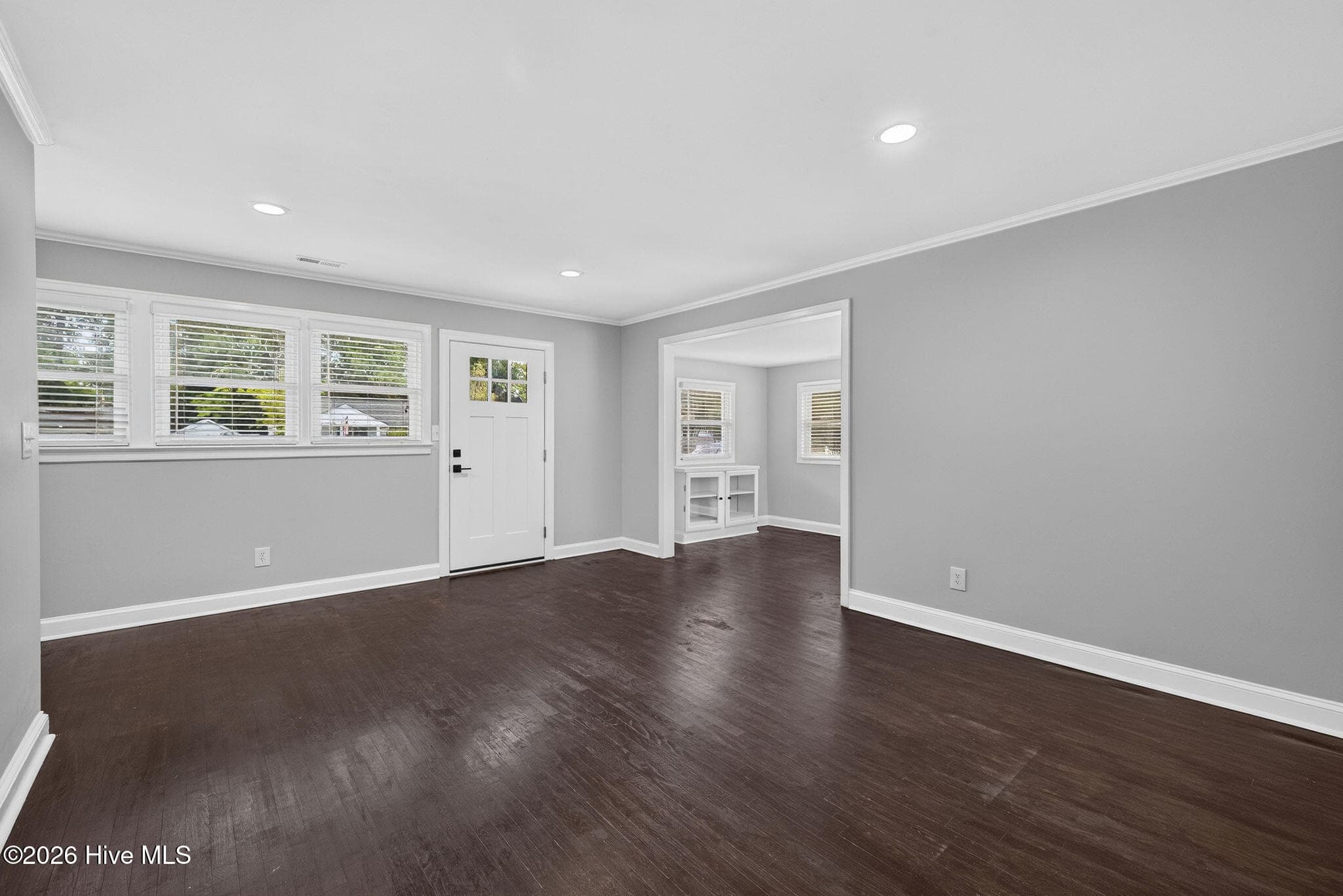 Single Family Residence at 712 Rosemont Avenue, Wilmington, NC 28403, photo 10 of 36