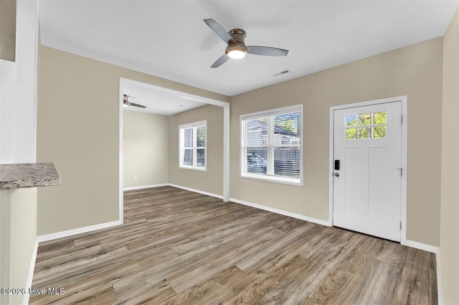Back unit living/family room - 305 Macmillan Avenue N, Wilmington, NC 28403