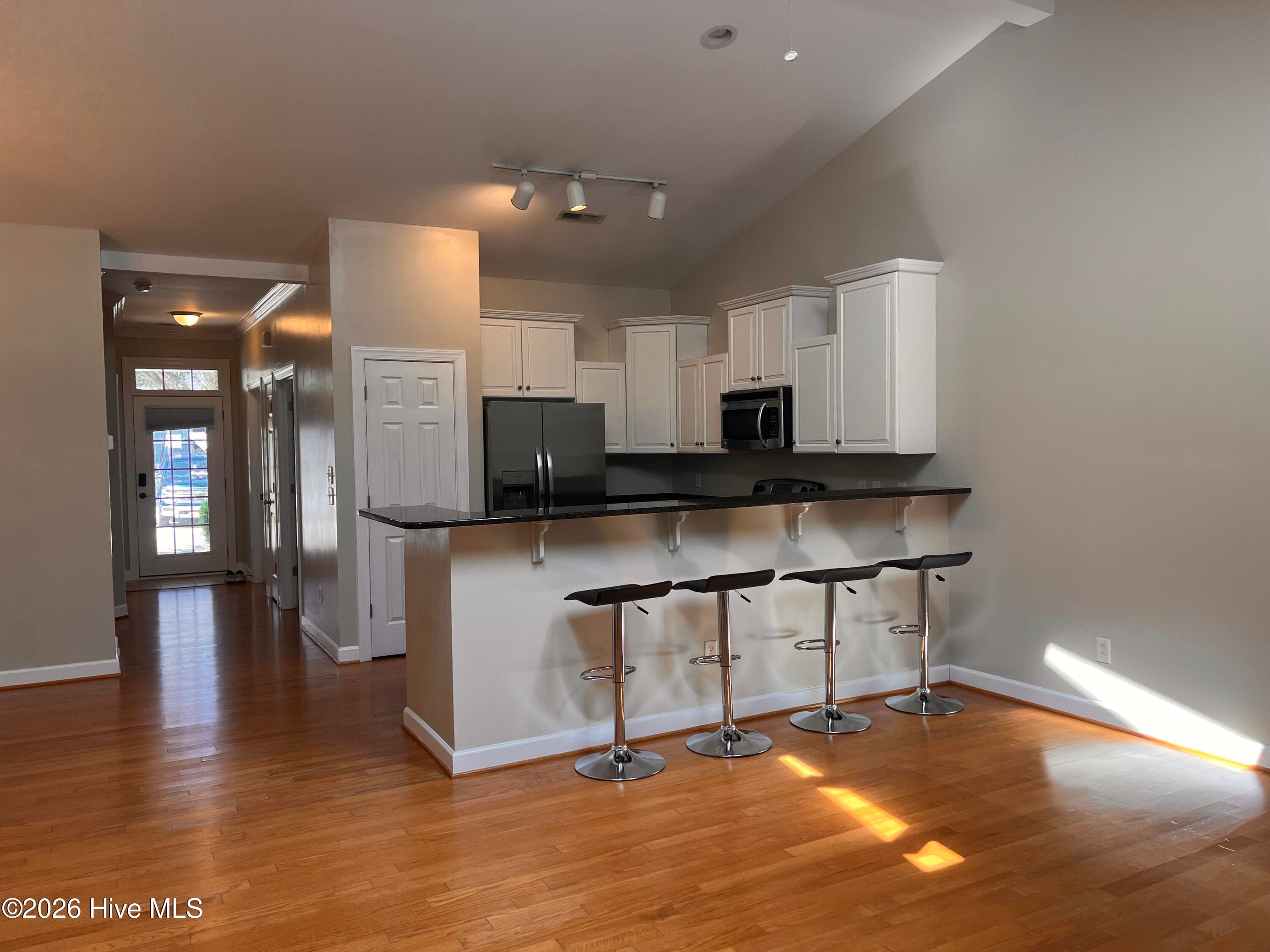 Townhouse at 5322 Christian Drive, Wilmington, NC 28403, photo 4 of 14