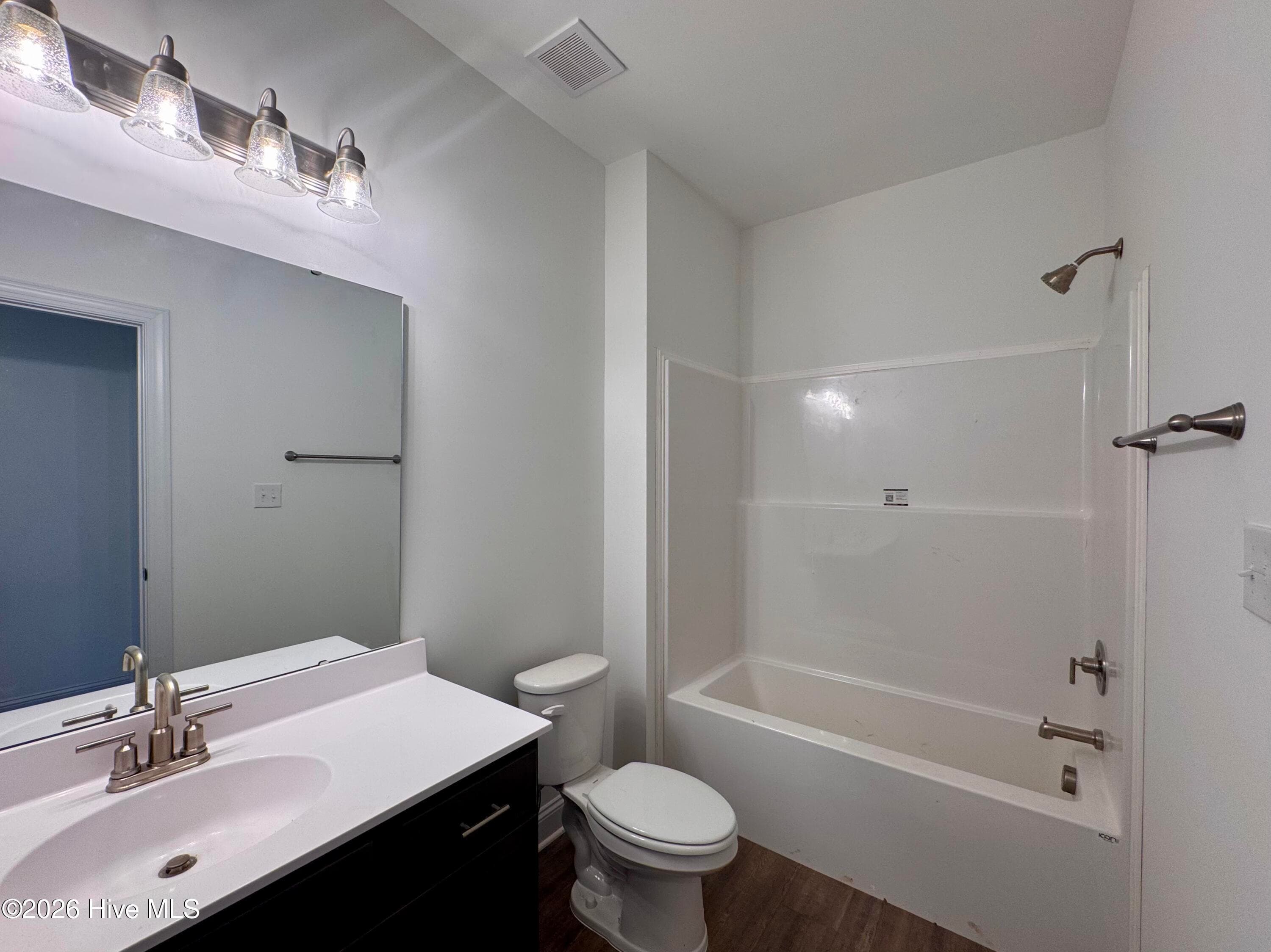 Single Family Residence at 4013 Bluewater Boulevard, New Bern, NC 28562, photo 64 of 121