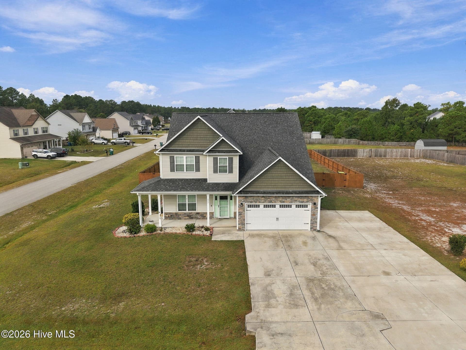 Single Family Residence at 402 Kinroff Drive, Hubert, NC 28539, photo 7 of 56