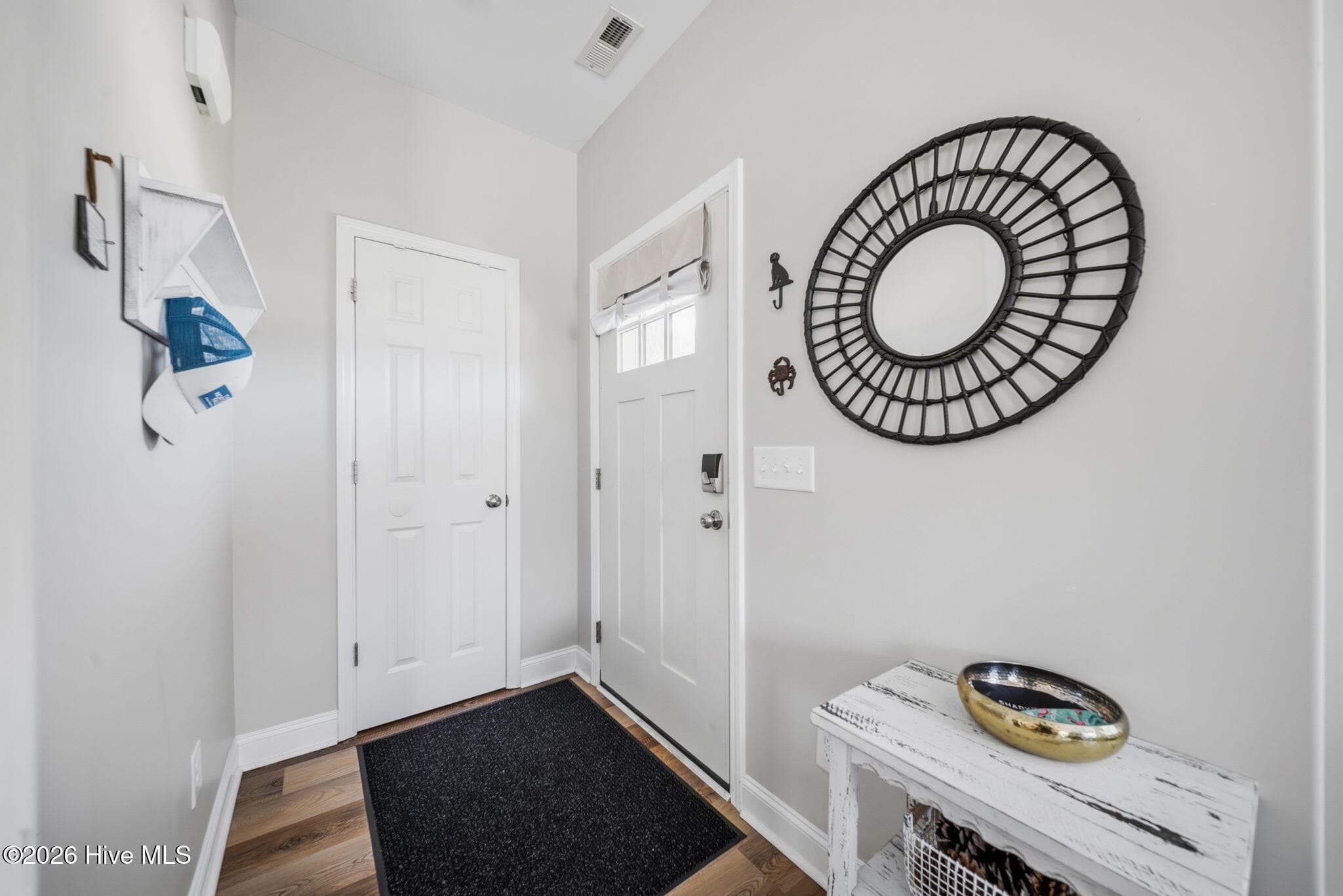 Single Family Residence at 527 Everett Glades, Sneads Ferry, NC 28460, photo 6 of 57
