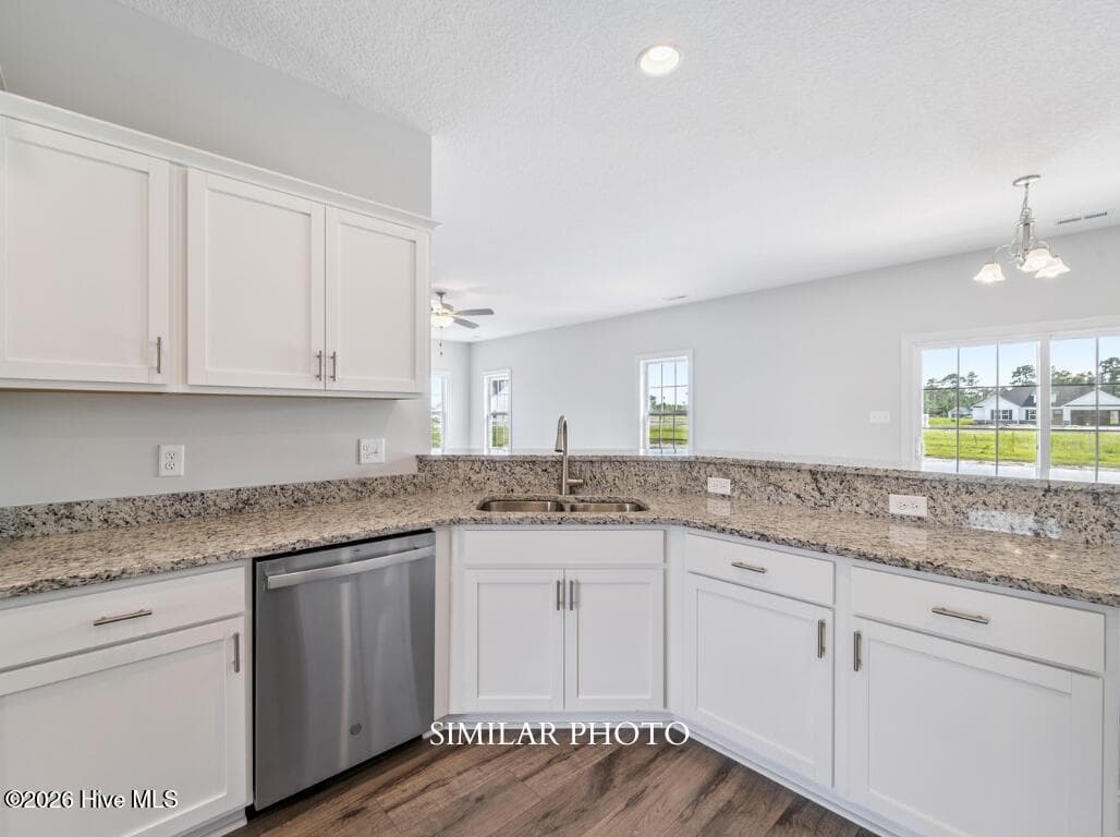 Single Family Residence at 221 Big August Way, Jacksonville, NC 28546, photo 7 of 39