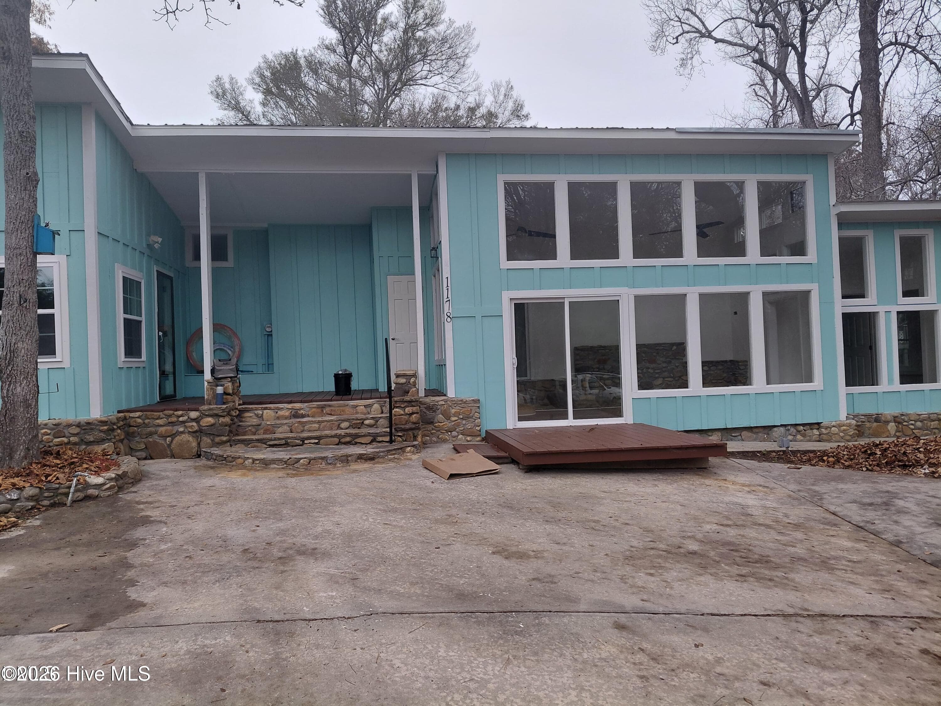 Single Family Residence at 1178 Cyprus Street SW, Supply, NC 28462, photo 2 of 23