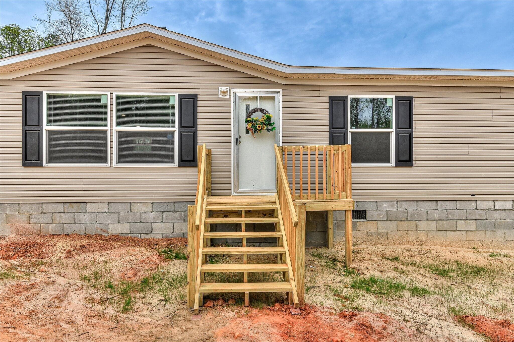Manufactured Home at 4052 Us-25, Hephzibah, GA 30815, photo 4 of 34