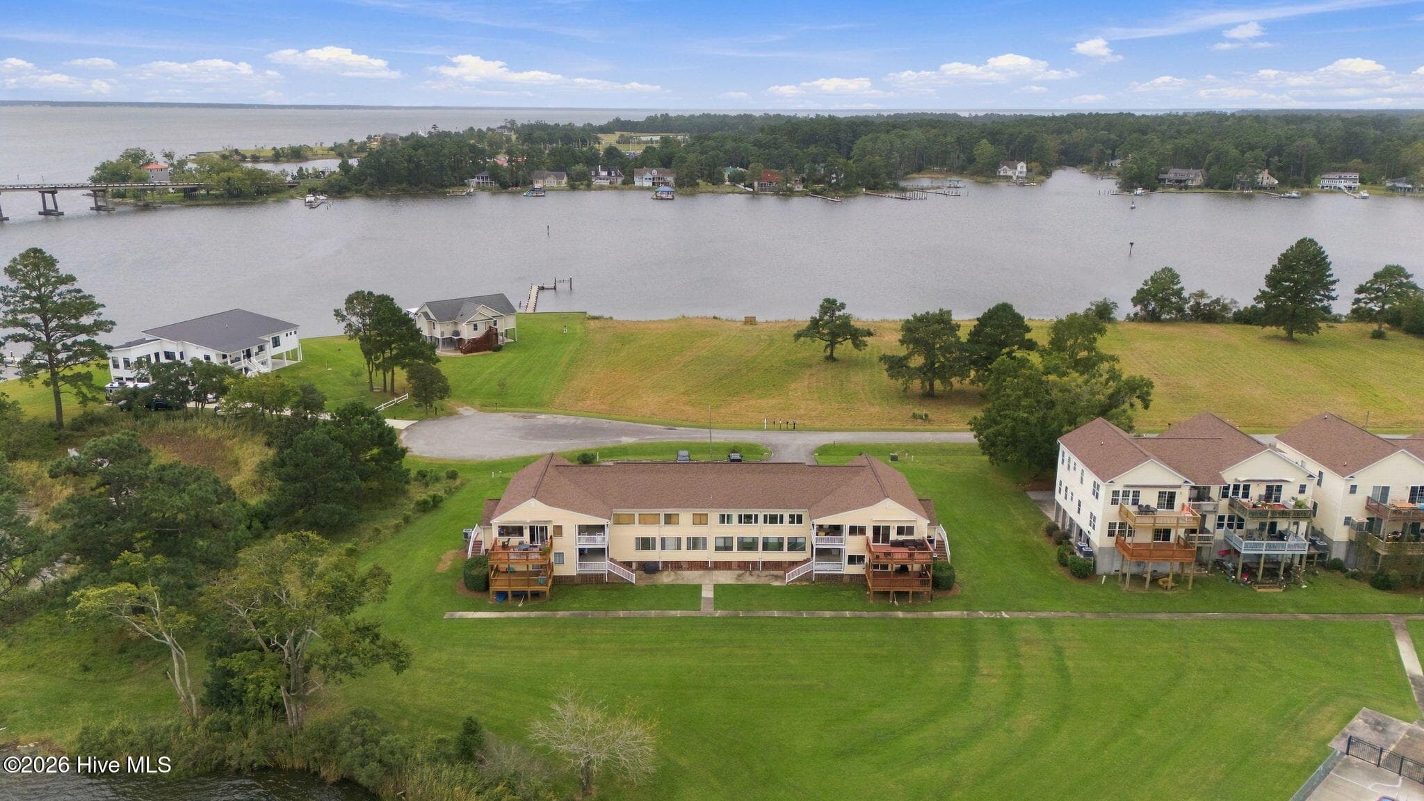 Condominium at 8047 Treasure Drive Apt 8, Oriental, NC 28571, photo 12 of 49