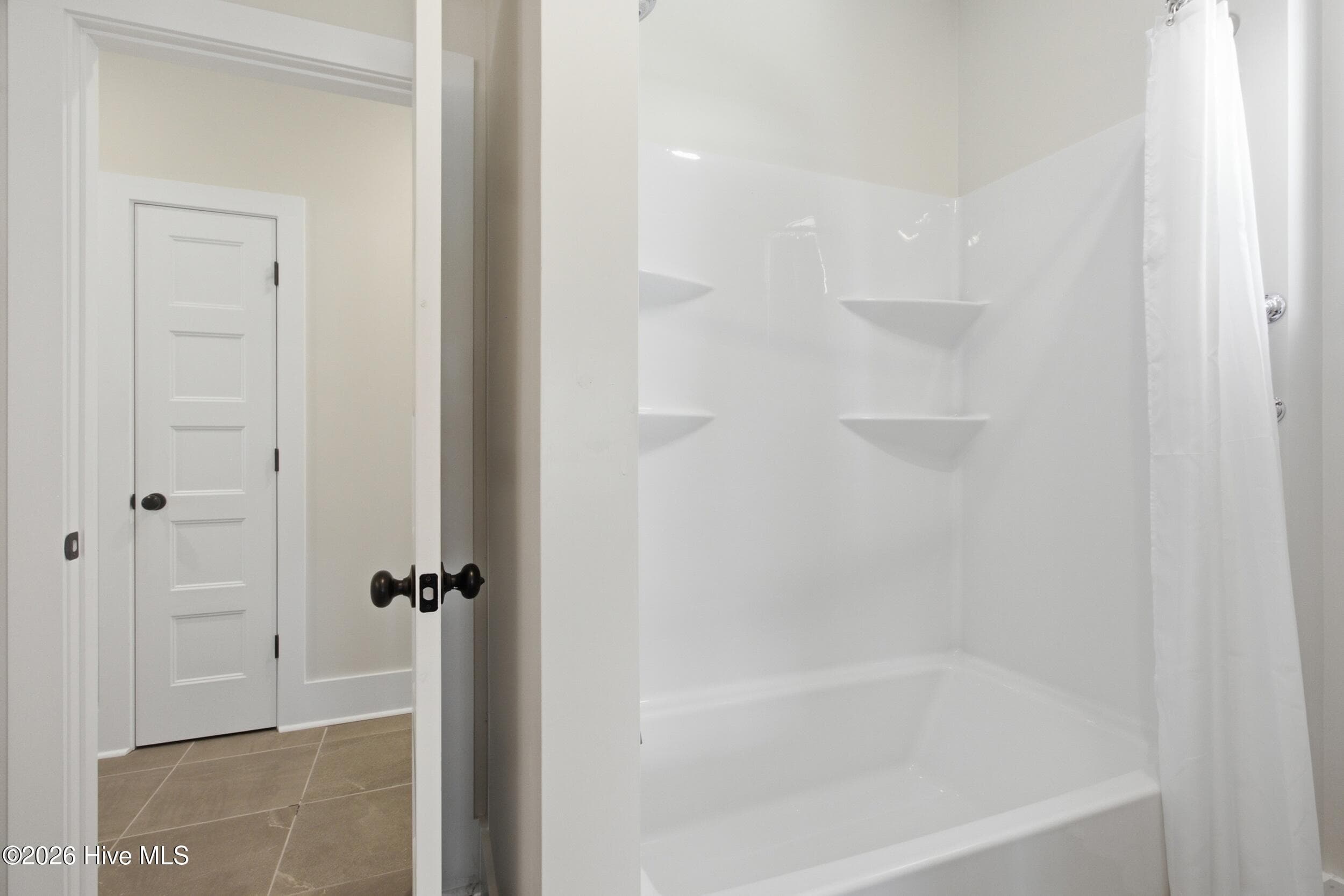 Second Bathroom - 36 Pintail Drive, Minnesott Beach, NC 28510