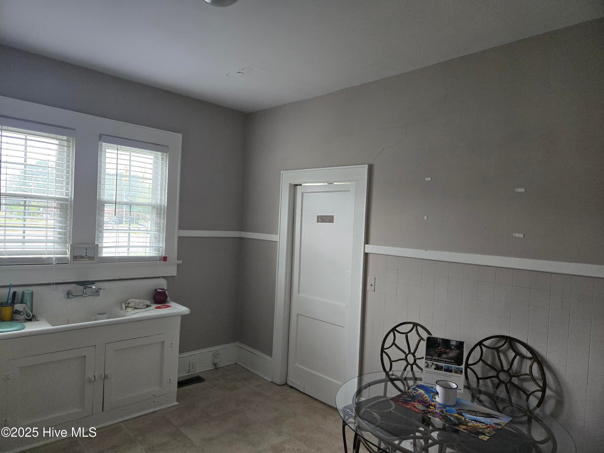 Commercial Sale at 701 Washington Street, Plymouth, NC 27962, photo 7 of 11