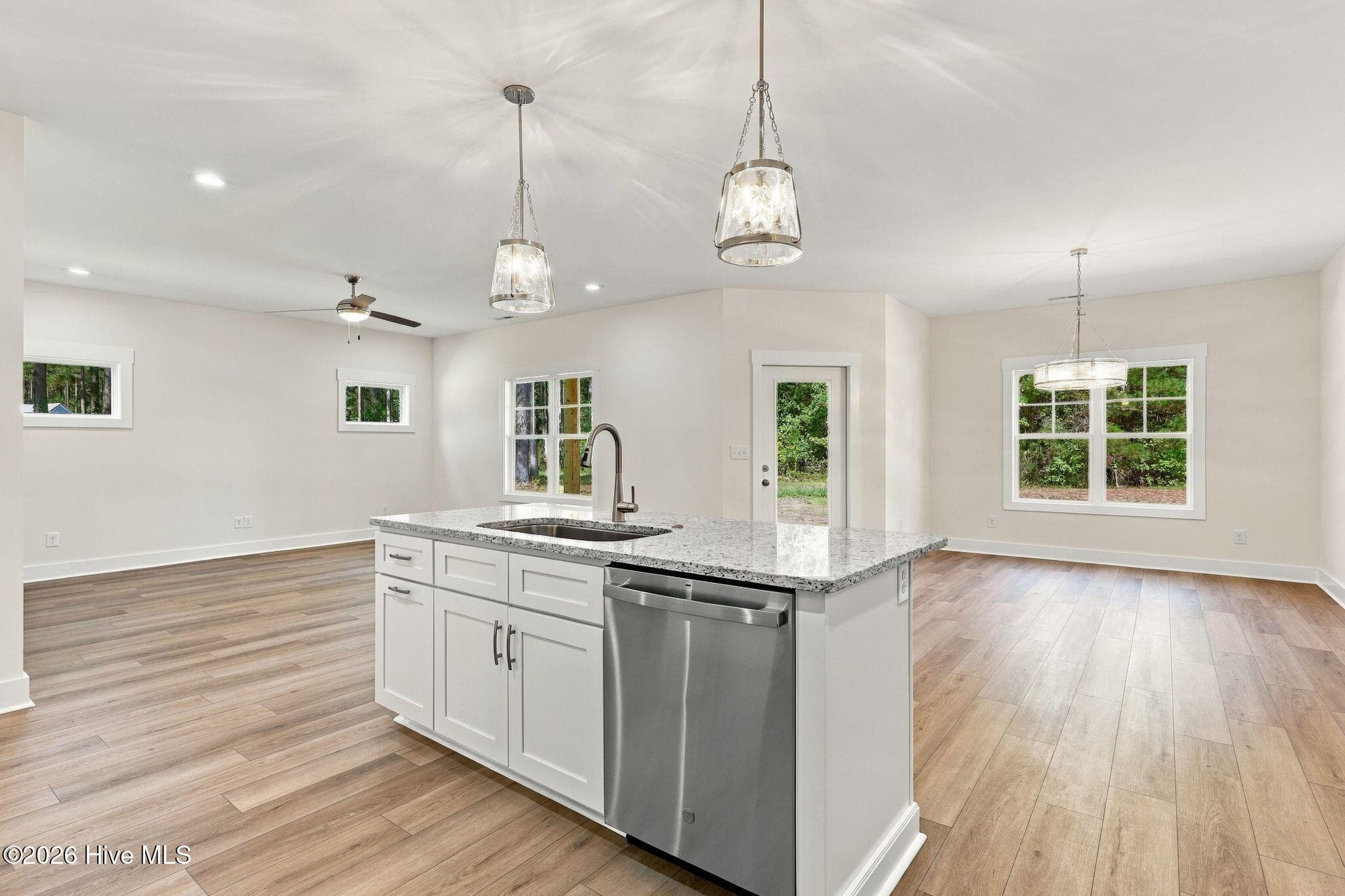 Single Family Residence at 31 Currituck Court, Oriental, NC 28571, photo 21 of 93