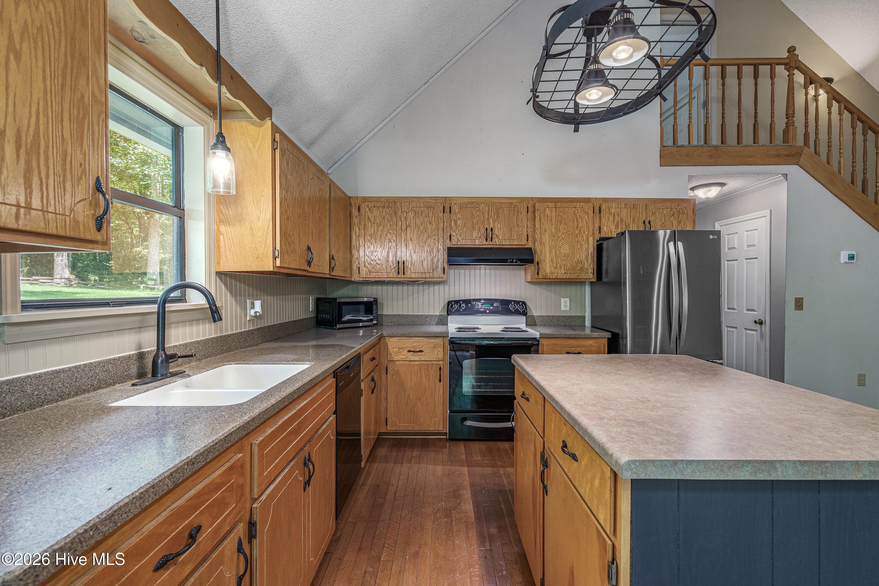 Single Family Residence at 1054 Dickey Road, Murphy, NC 28906, photo 6 of 38