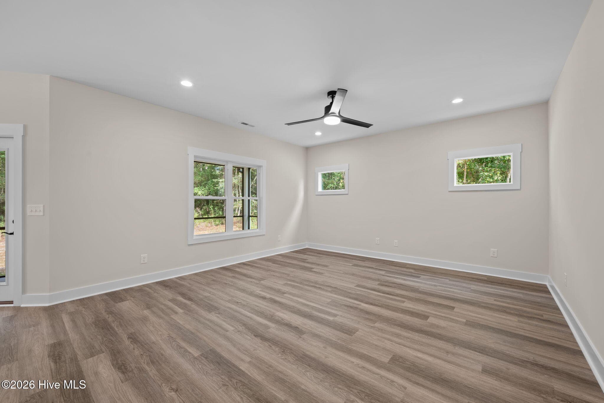 *Photos are of similar construction. - 31 Currituck Court, Oriental, NC 28571