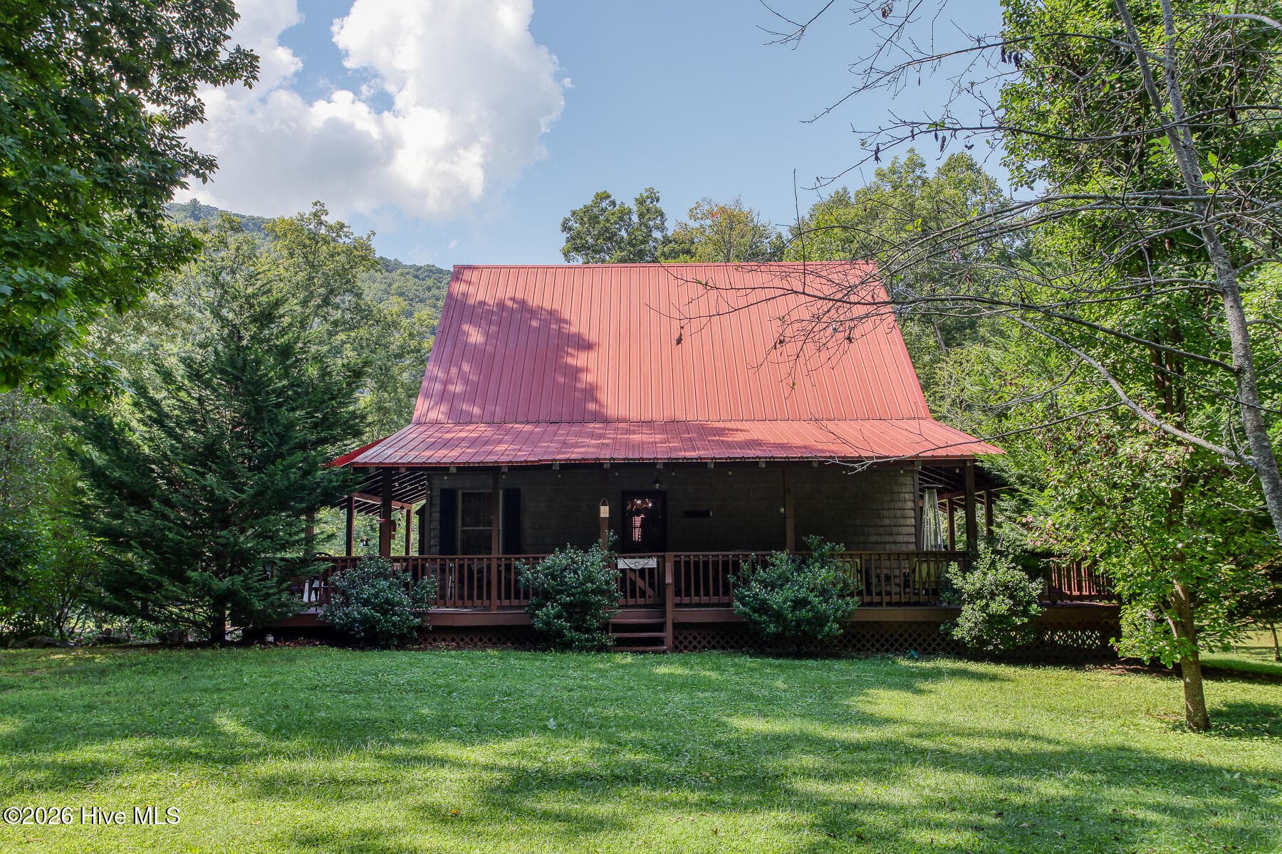 Single Family Residence at 49 Dusty Hollow, Robbinsville, NC 28771, photo 10 of 82