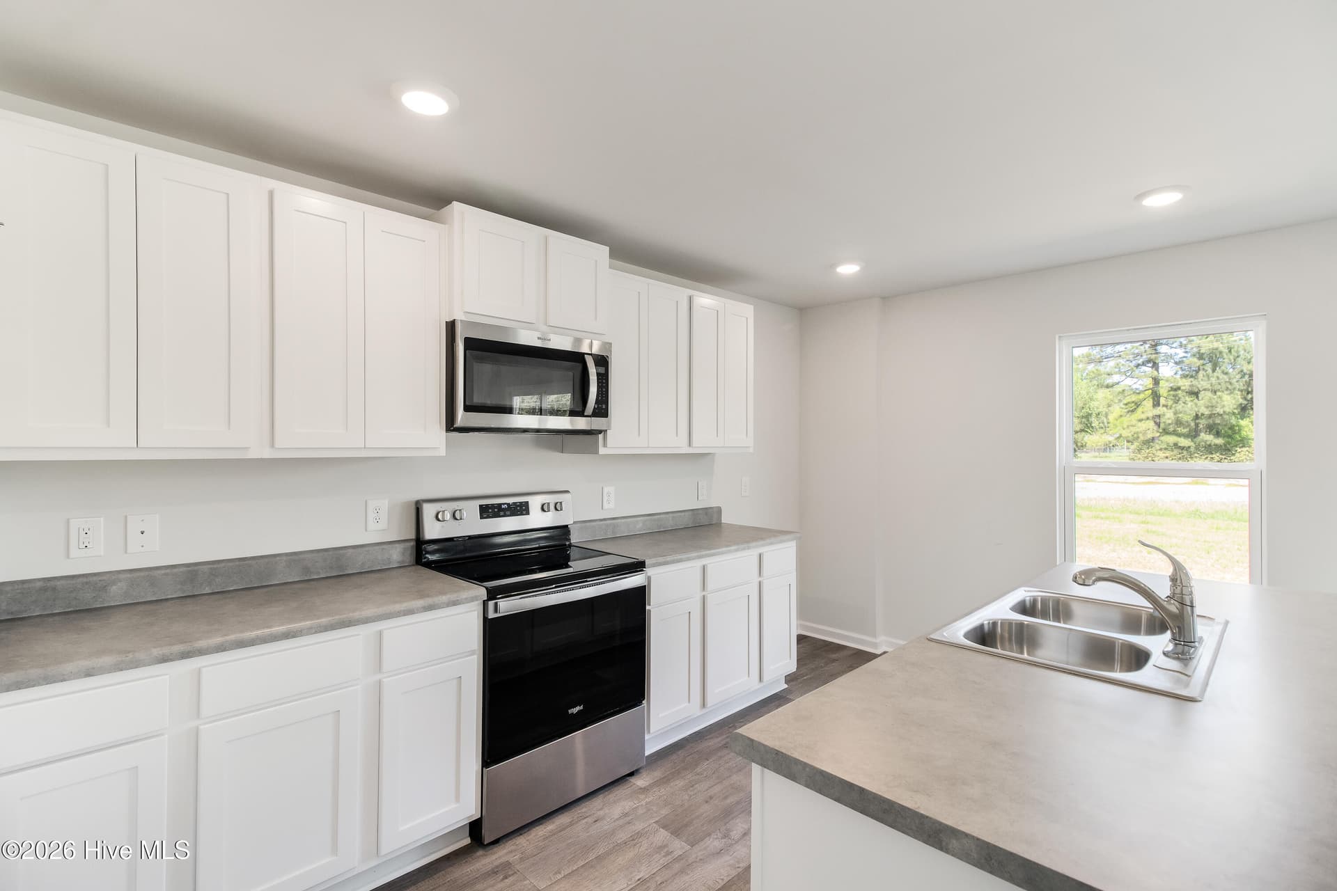 Single Family Residence at 3096 Golden Field Drive SE Lot 95, Bolivia, NC 28422, photo 13 of 44