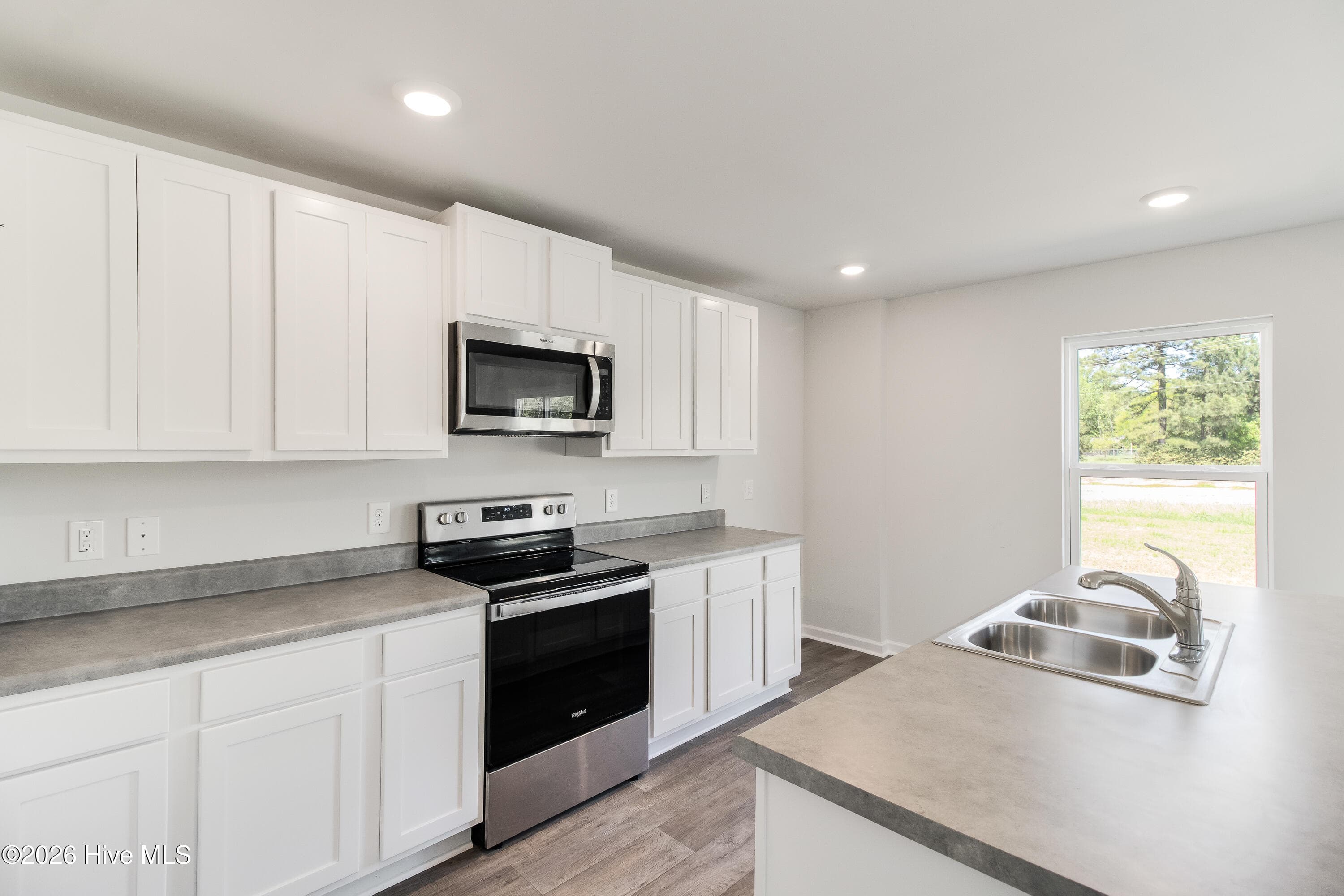 Single Family Residence at 3096 Golden Field Drive SE Lot 95, Bolivia, NC 28422, photo 13 of 44