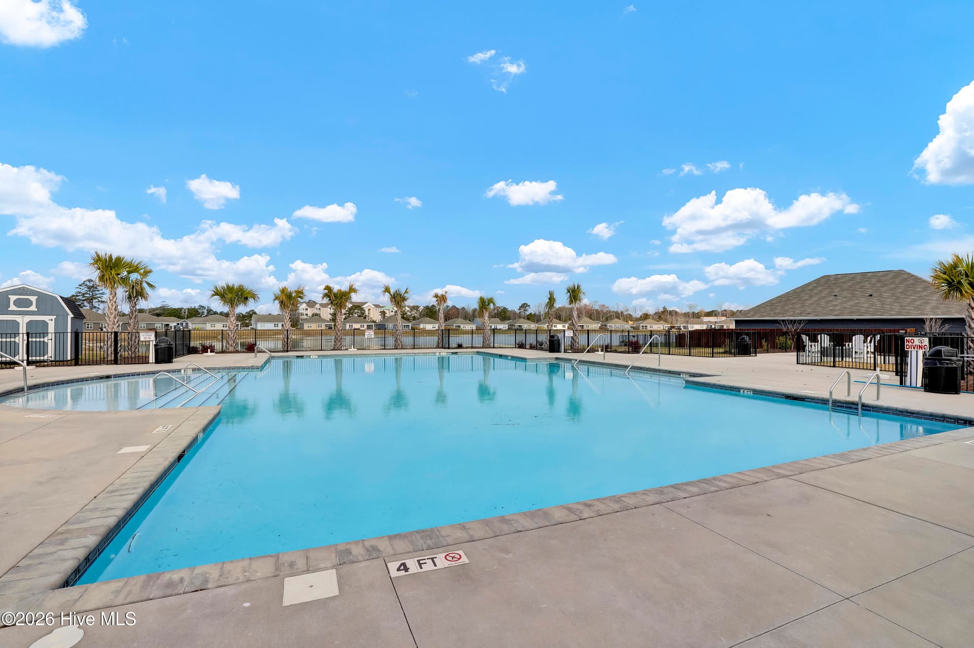 Neighborhood Pool - 512 Edgewater Way, Surf City, NC 28445