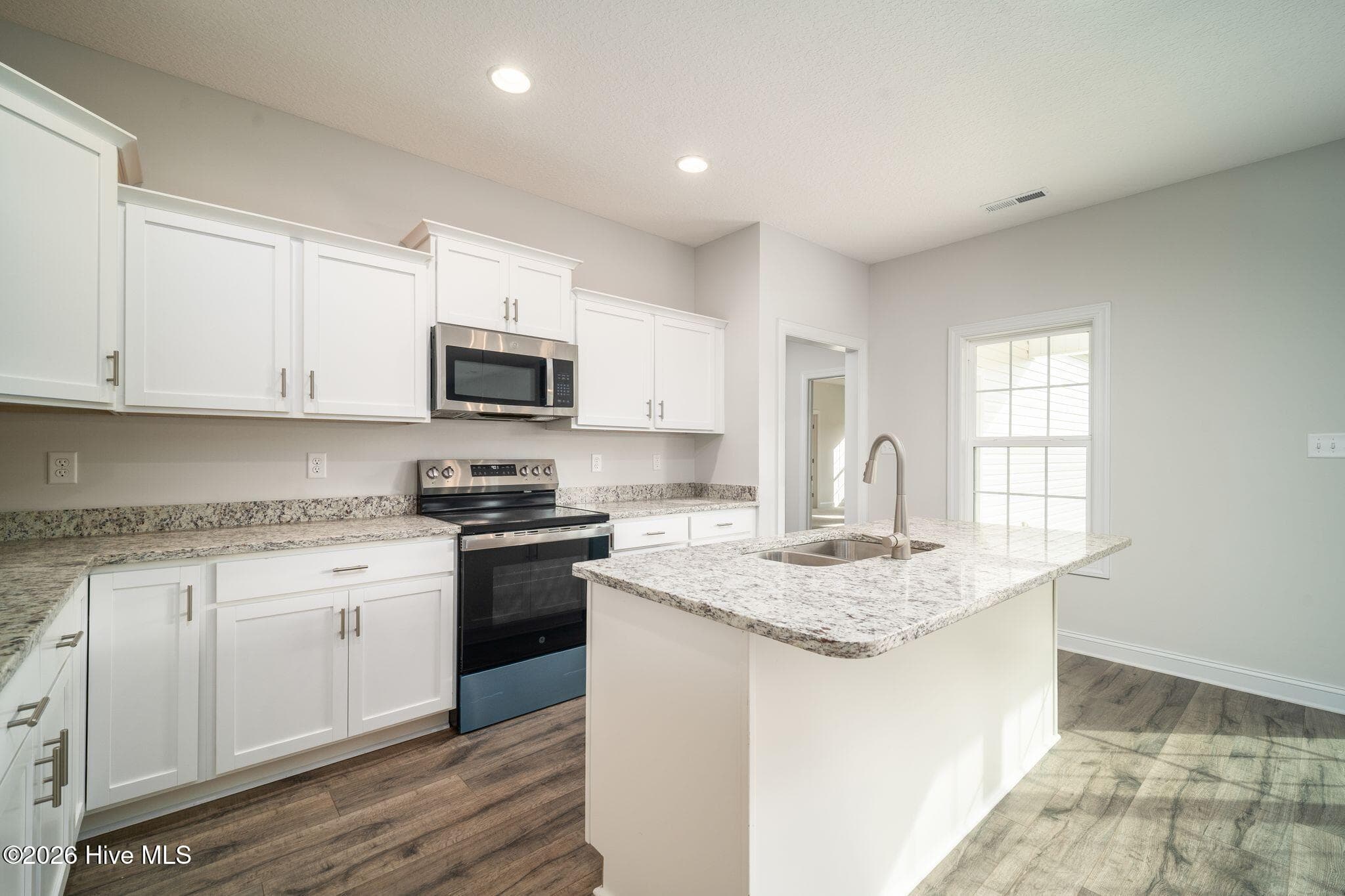 Single Family Residence at 500 Huggins Way, Jacksonville, NC 28546, photo 32 of 99