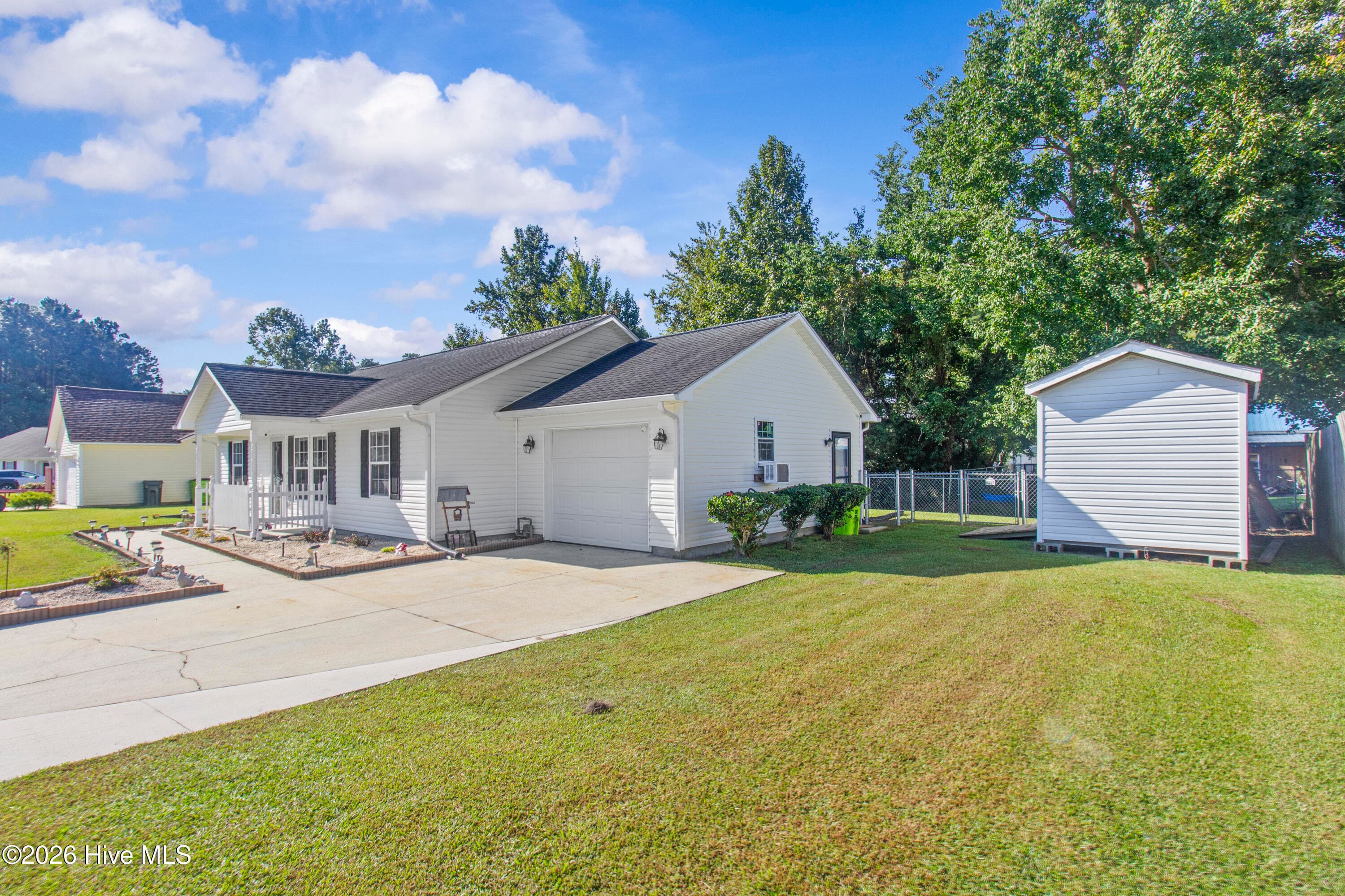 Single Family Residence at 120 Eagle Trail, New Bern, NC 28562, photo 34 of 36