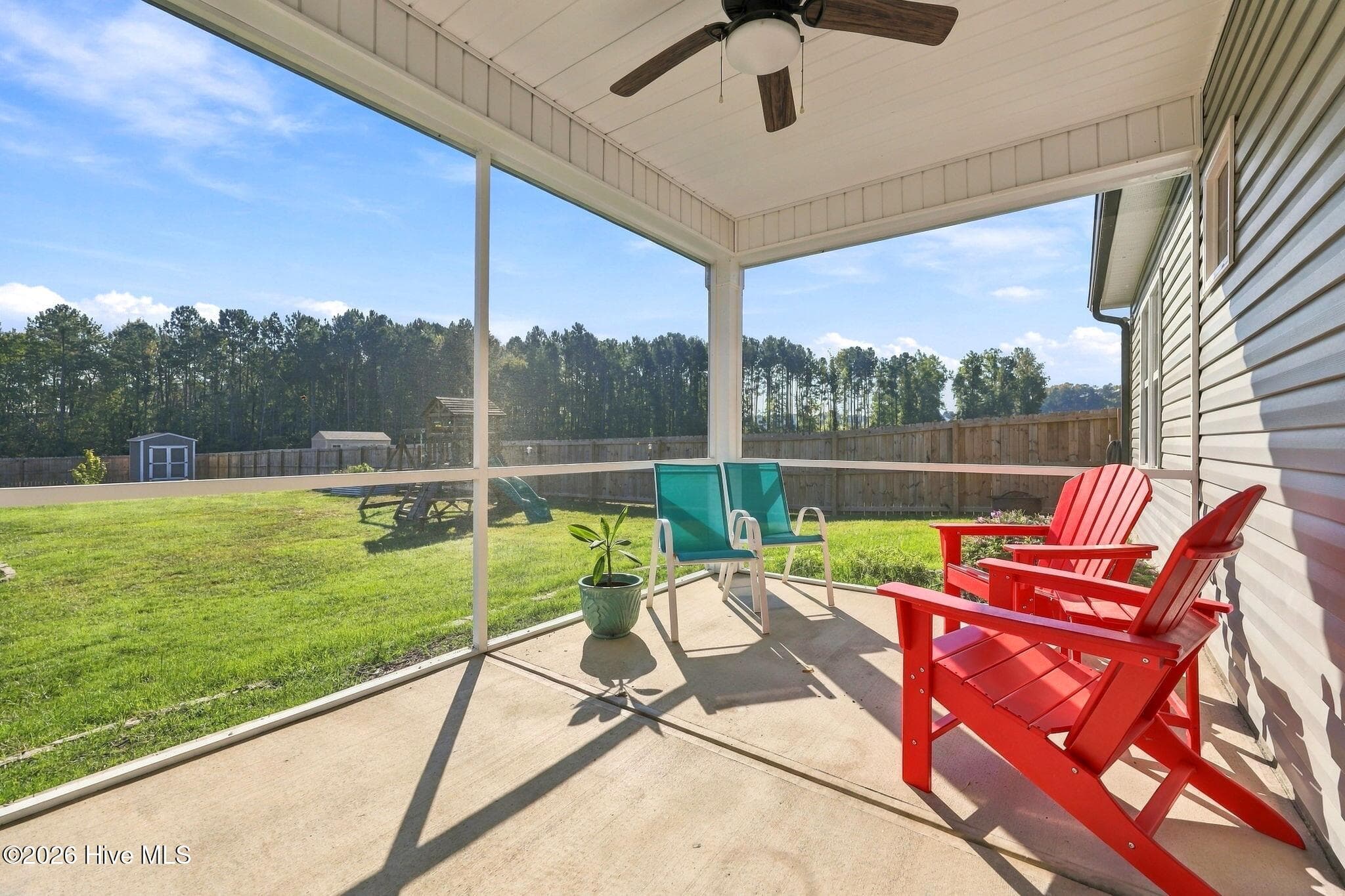Single Family Residence at 242 Thistle Court, Sanford, NC 27332, photo 26 of 33