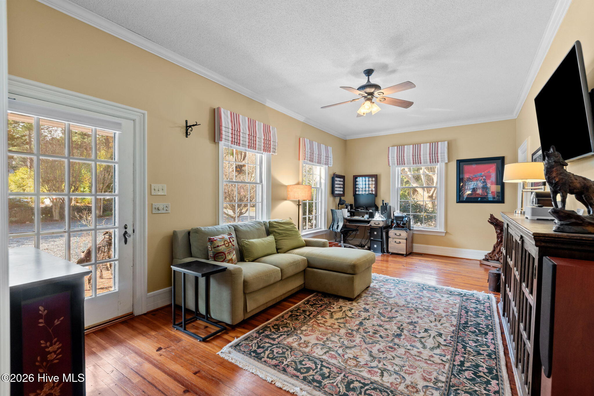 Family Room - 55 Linden Road, Pinehurst, NC 28374