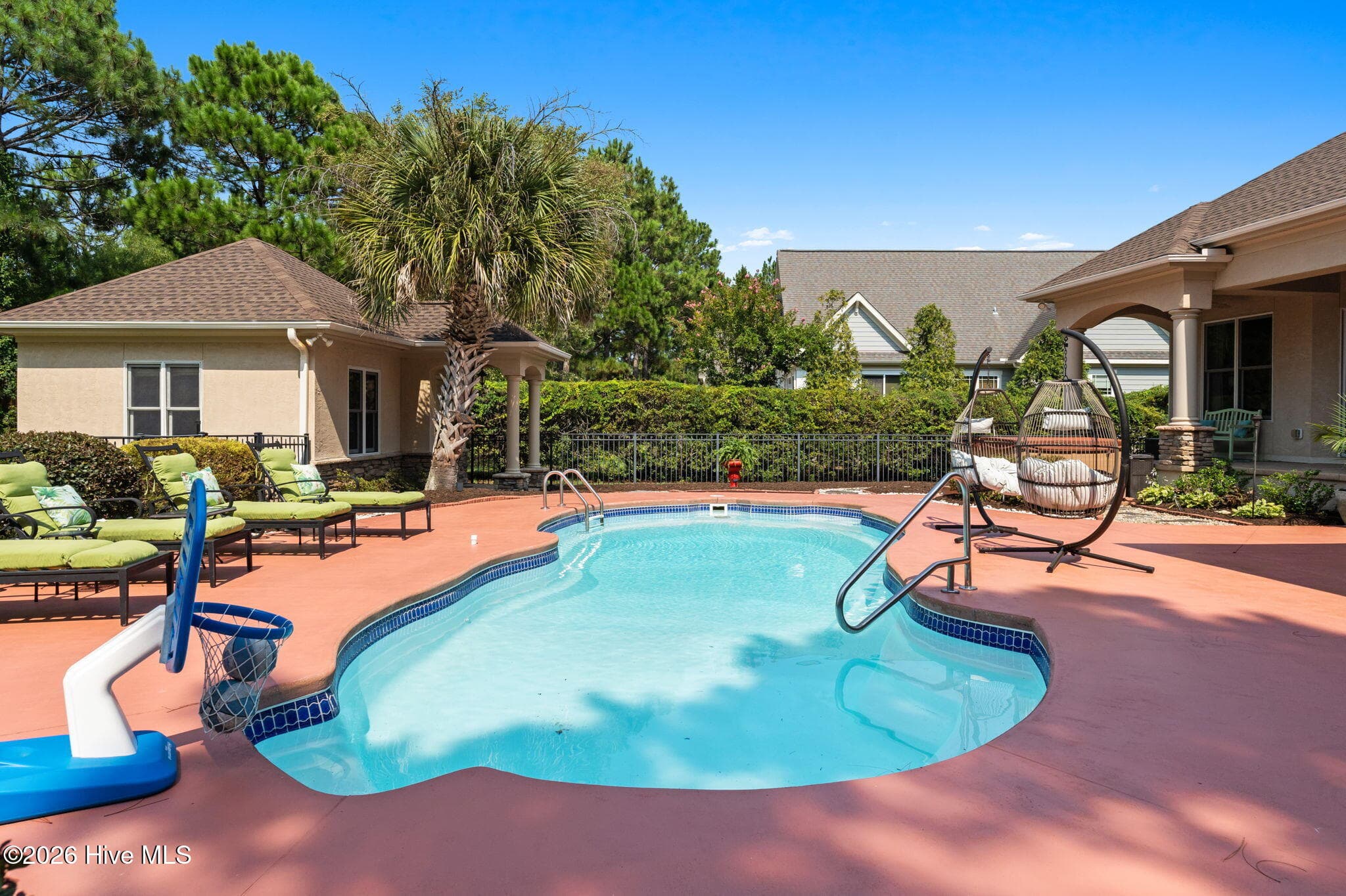 Lounge area by the pool - 3858 Ridge Crest Drive, Southport, NC 28461