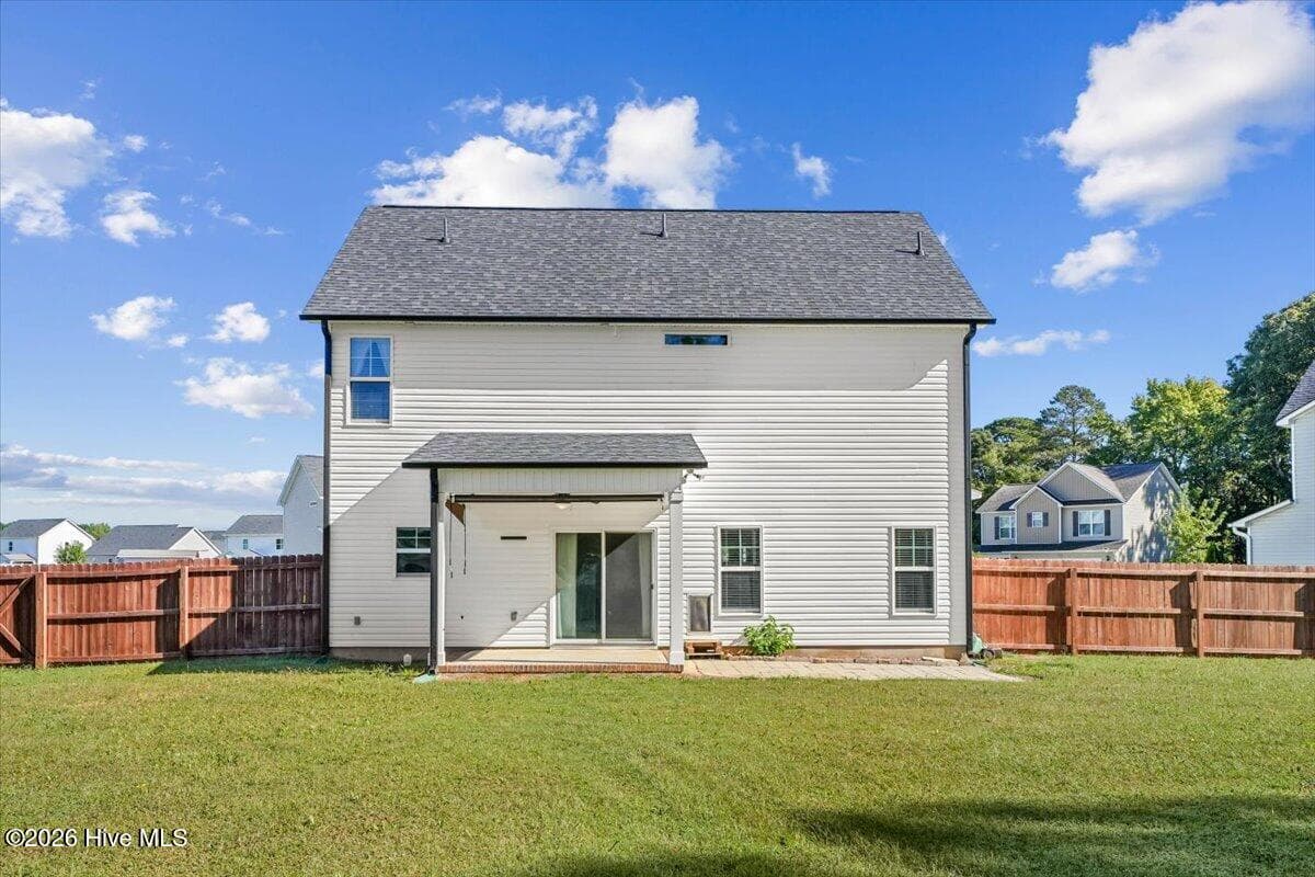Single Family Residence at 82 Surf Scoter Drive, Selma, NC 27576, photo 8 of 53