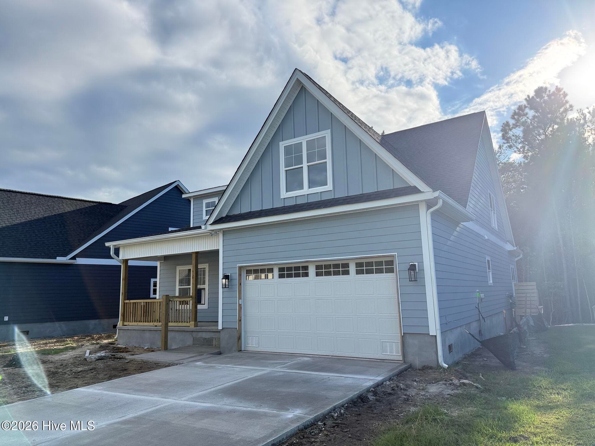 Single Family Residence at 806 Sweetgrass Street, Holly Ridge, NC 28445, photo 2 of 16