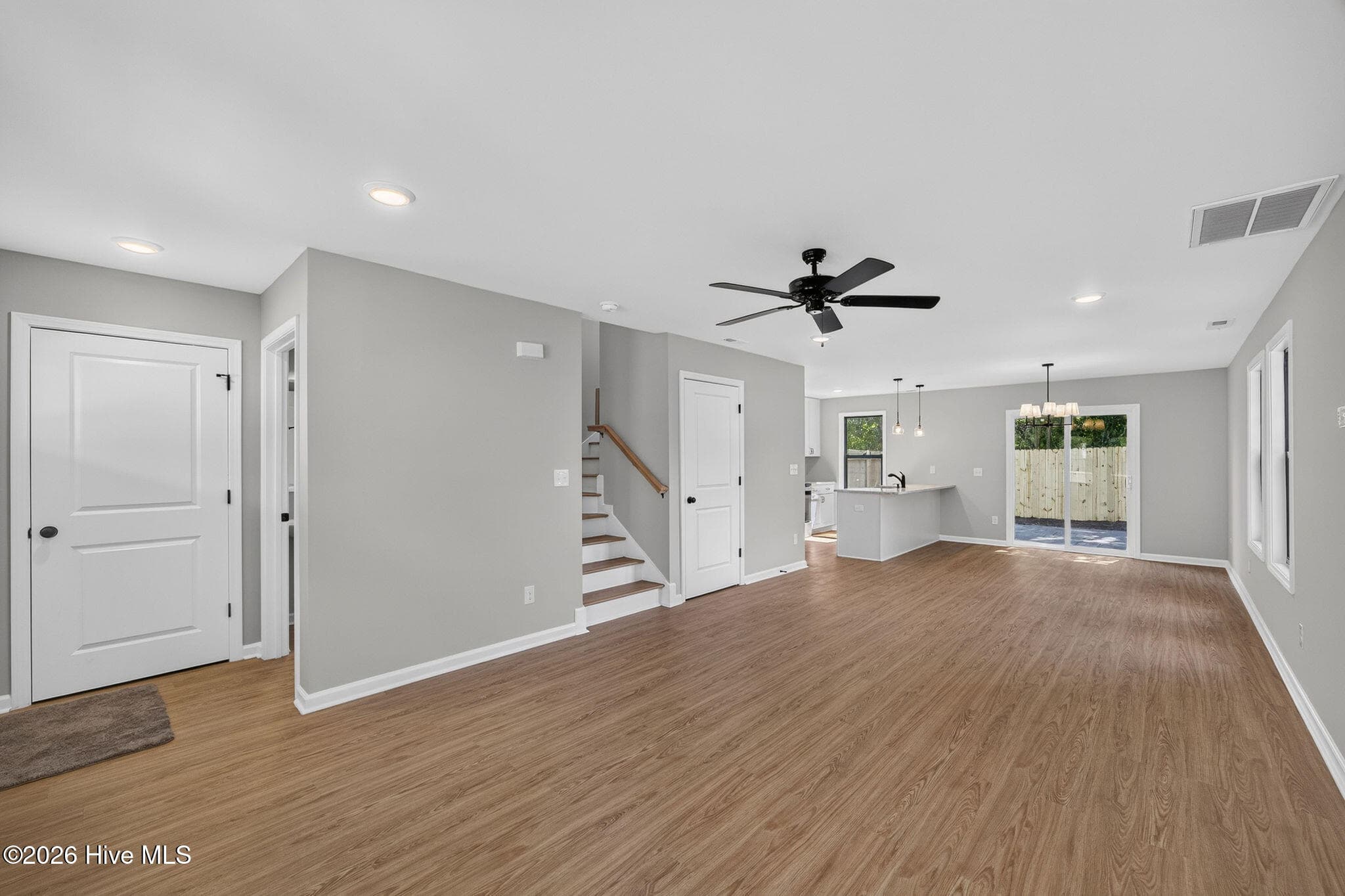 Single Family Residence at 1114 Orange Street, Wilmington, NC 28401, photo 4 of 31