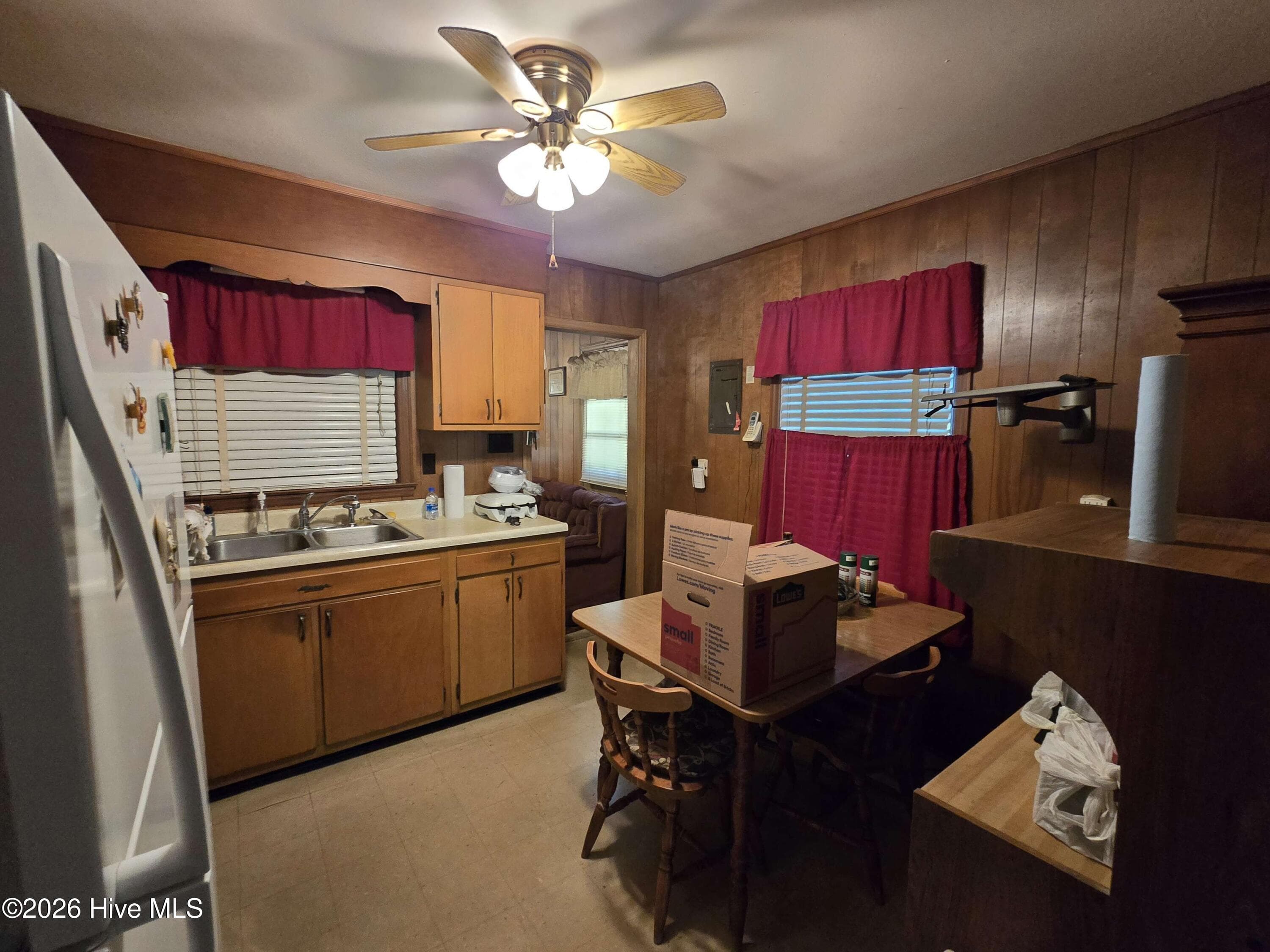 Single Family Residence at 1116 Leak Street, Rockingham, NC 28379, photo 5 of 14