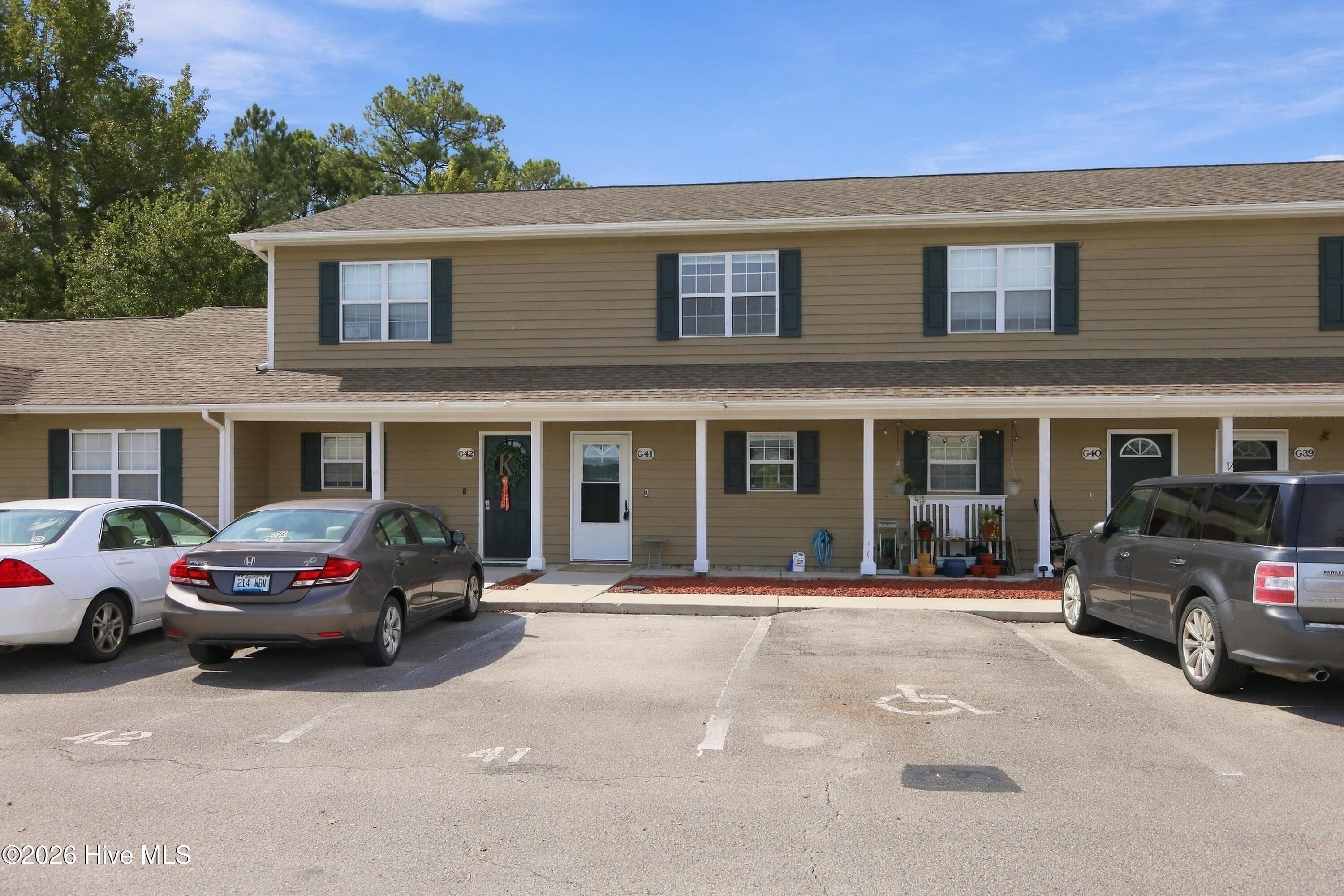 Townhouse at 601 Pelletier Loop Road G41, Swansboro, NC 28584, photo 2 of 40