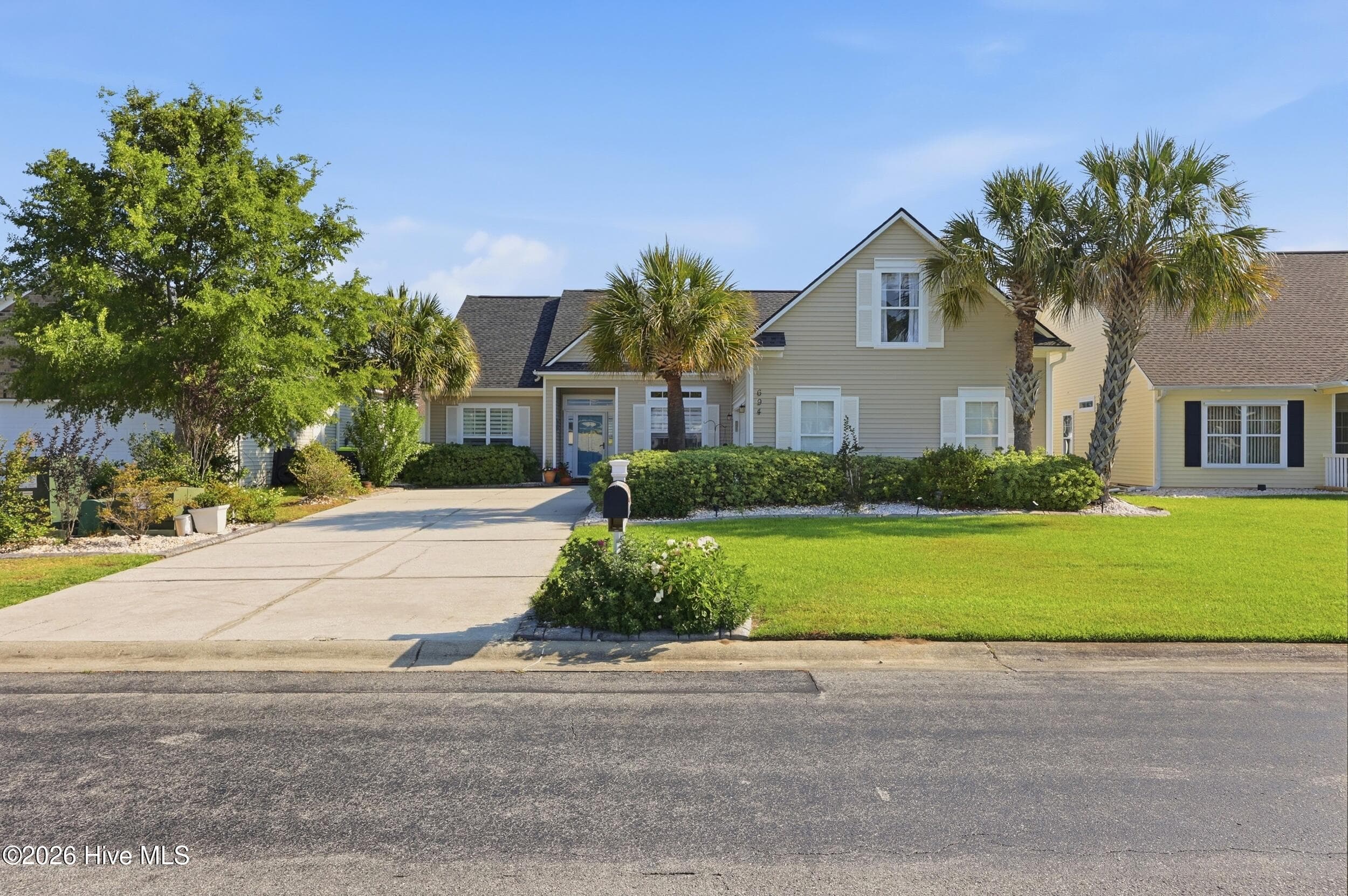 694 Meadowbrook Lane NW, Calabash, NC 28467