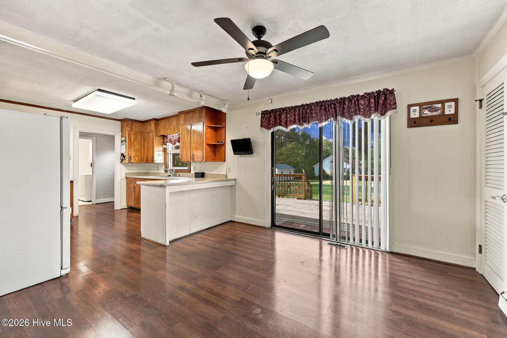 Single Family Residence at 2623 Pauls Path Road, Kinston, NC 28504, photo 12 of 45