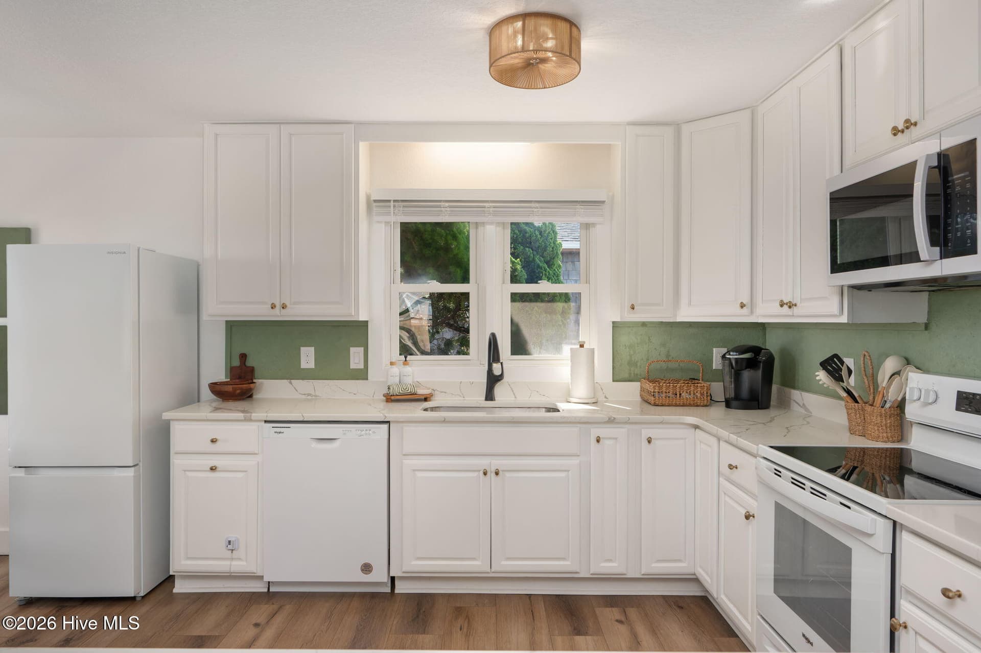 Single Family Residence at 2306 Raymond Avenue, Kill Devil Hills, NC 27948, photo 13 of 56