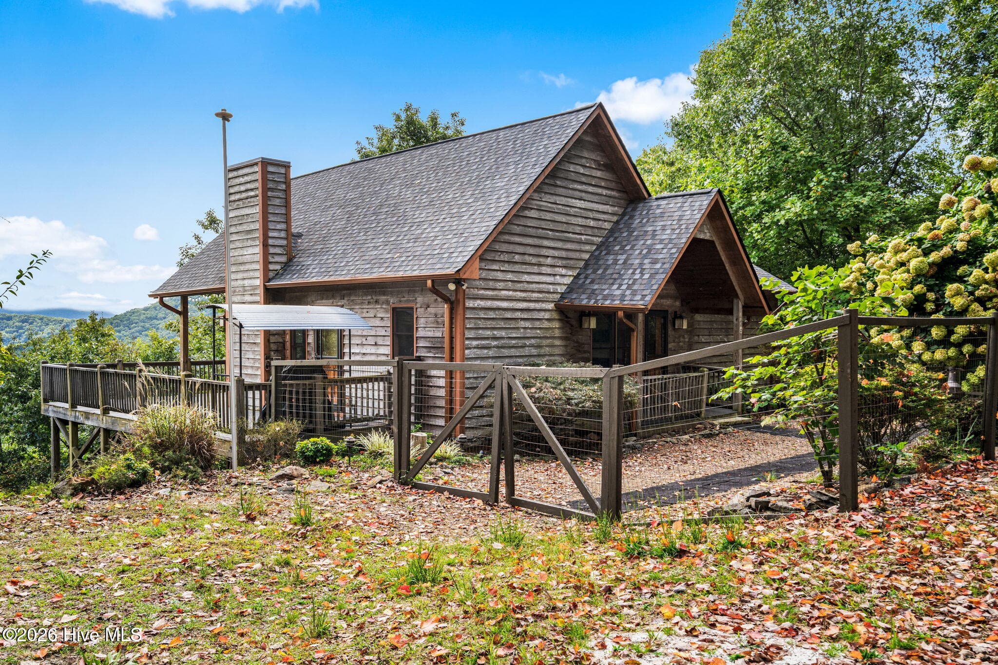 Single Family Residence at 175 Bear Trace, Brasstown, NC 28902, photo 37 of 47