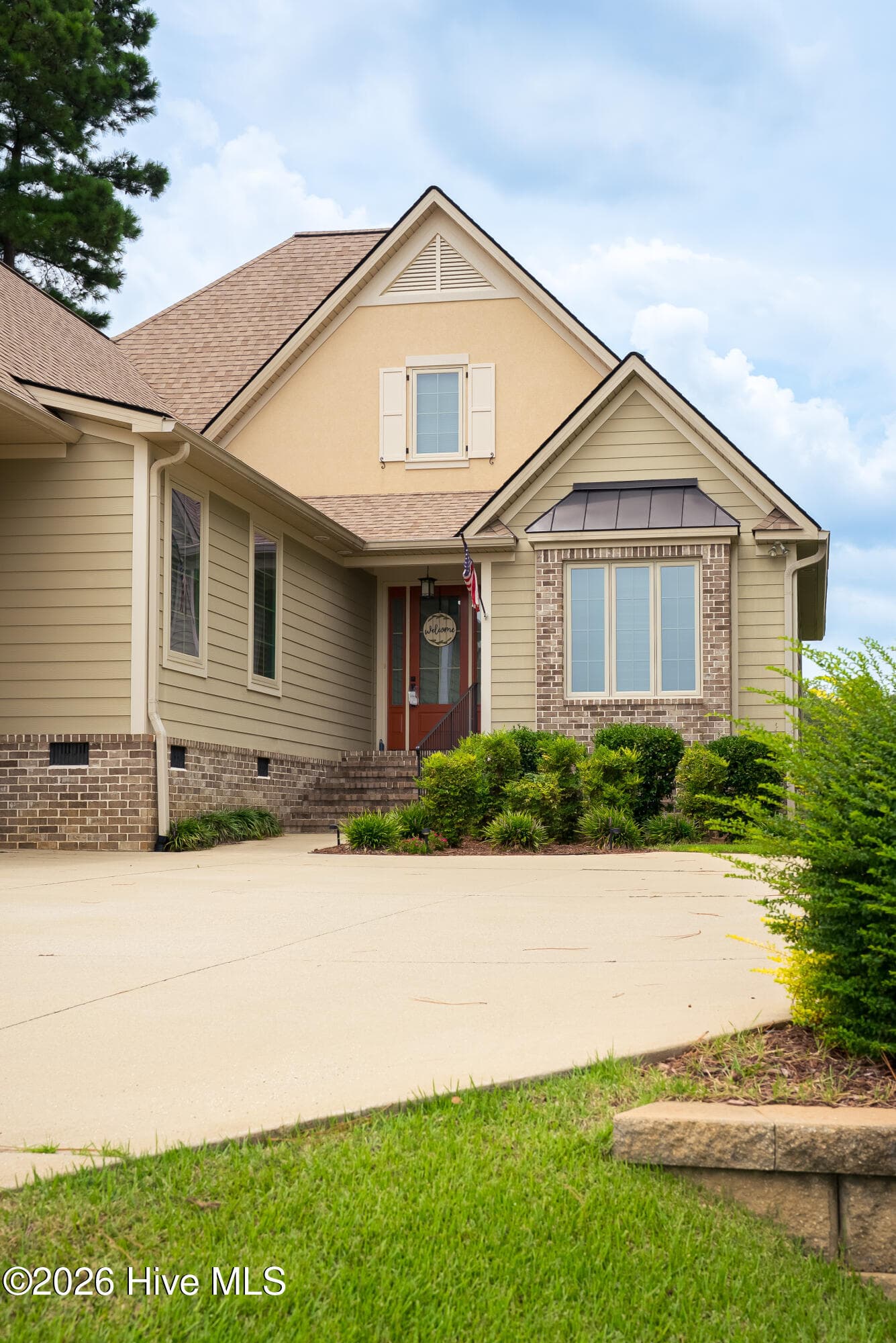 Single Family Residence at 207 Quiet Oak Court, Aiken, SC 29803, photo 15 of 77