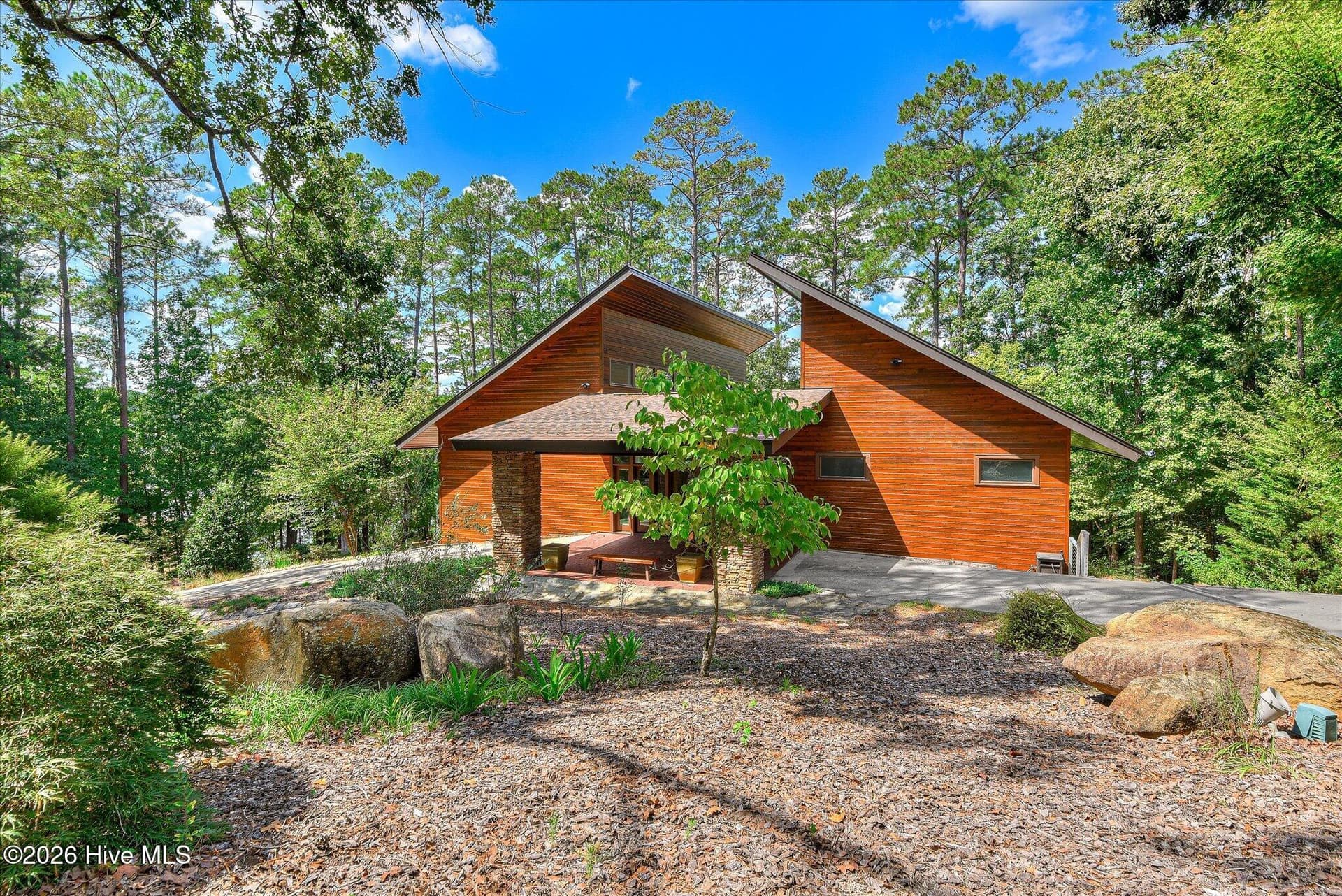 210 Bellefaye Lane, McCormick, SC 29835