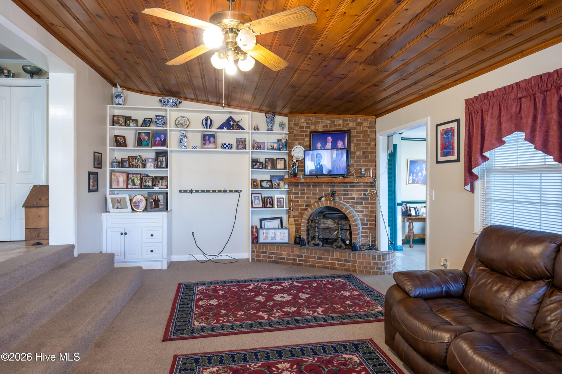 Single Family Residence at 502 Raleigh Road, Clinton, NC 28328, photo 14 of 35