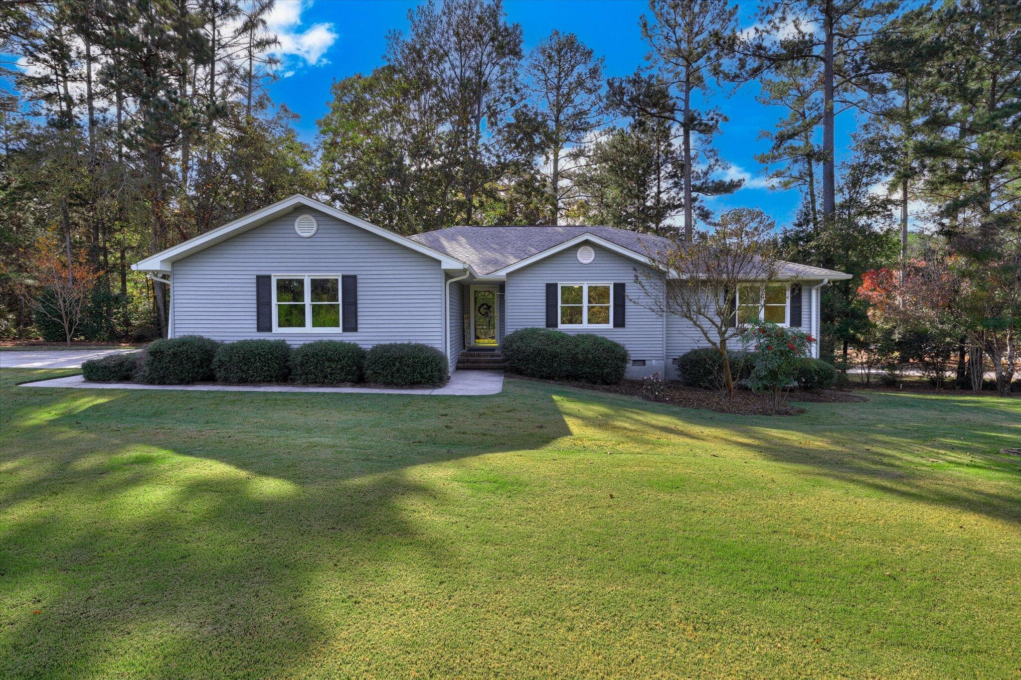 Single Family Residence at 301 Misty Cove, McCormick, SC 29835, photo 3 of 60