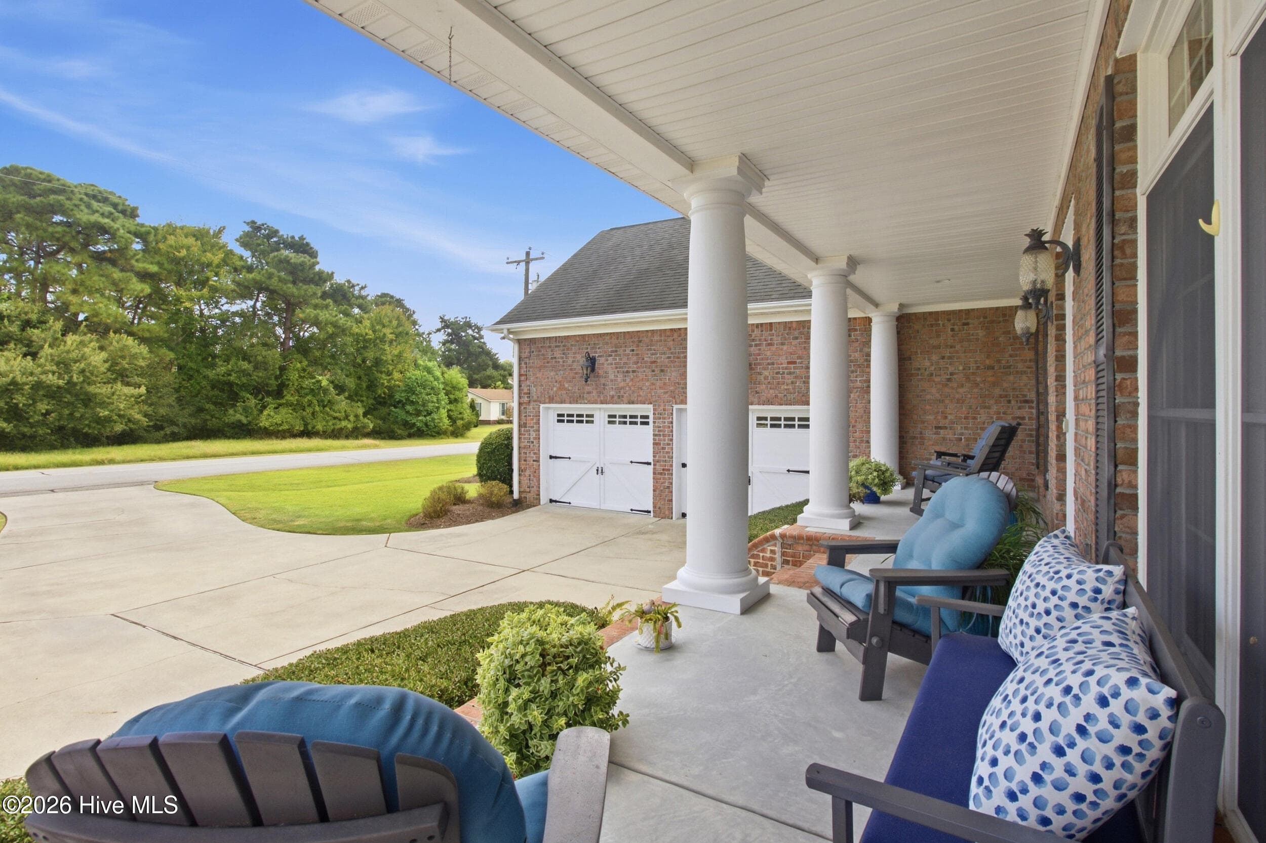 Front - 1012 Pelican Drive, New Bern, NC 28560