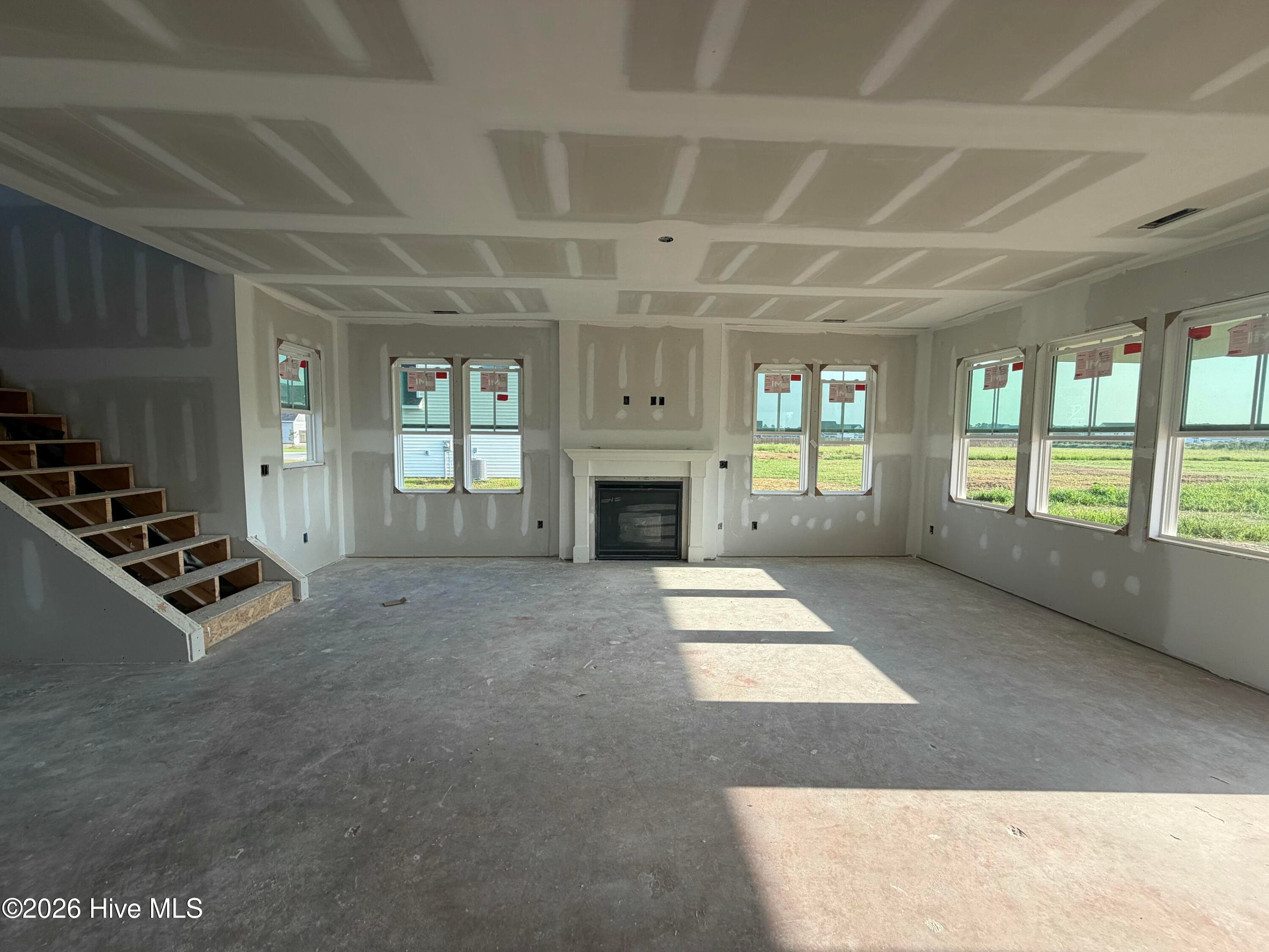 Single Family Residence at 823 Tupelo Tree Drive, Hubert, NC 28539, photo 4 of 12