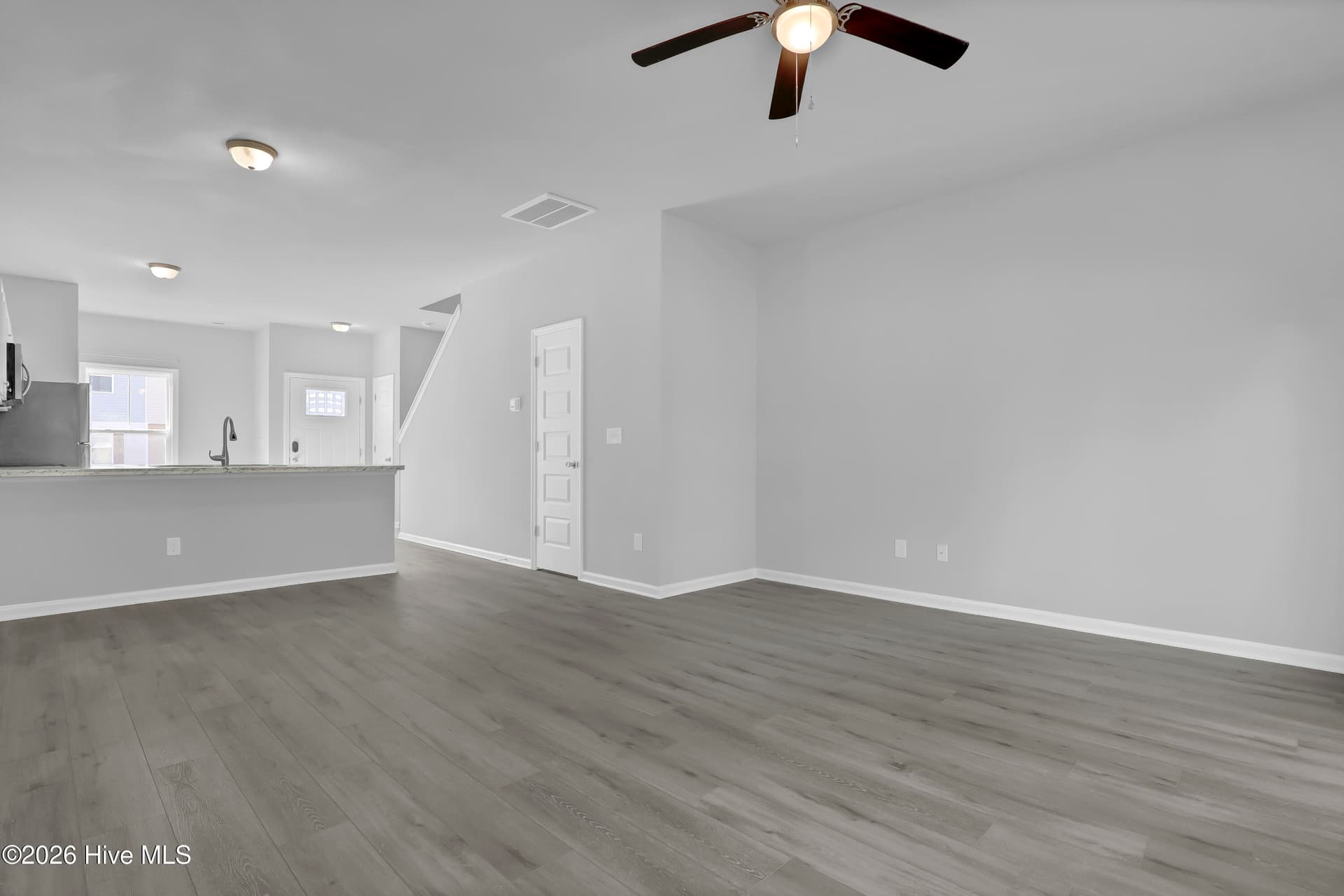 Townhouse at 188 Buckhorn Avenue, Holly Ridge, NC 28445, photo 5 of 26