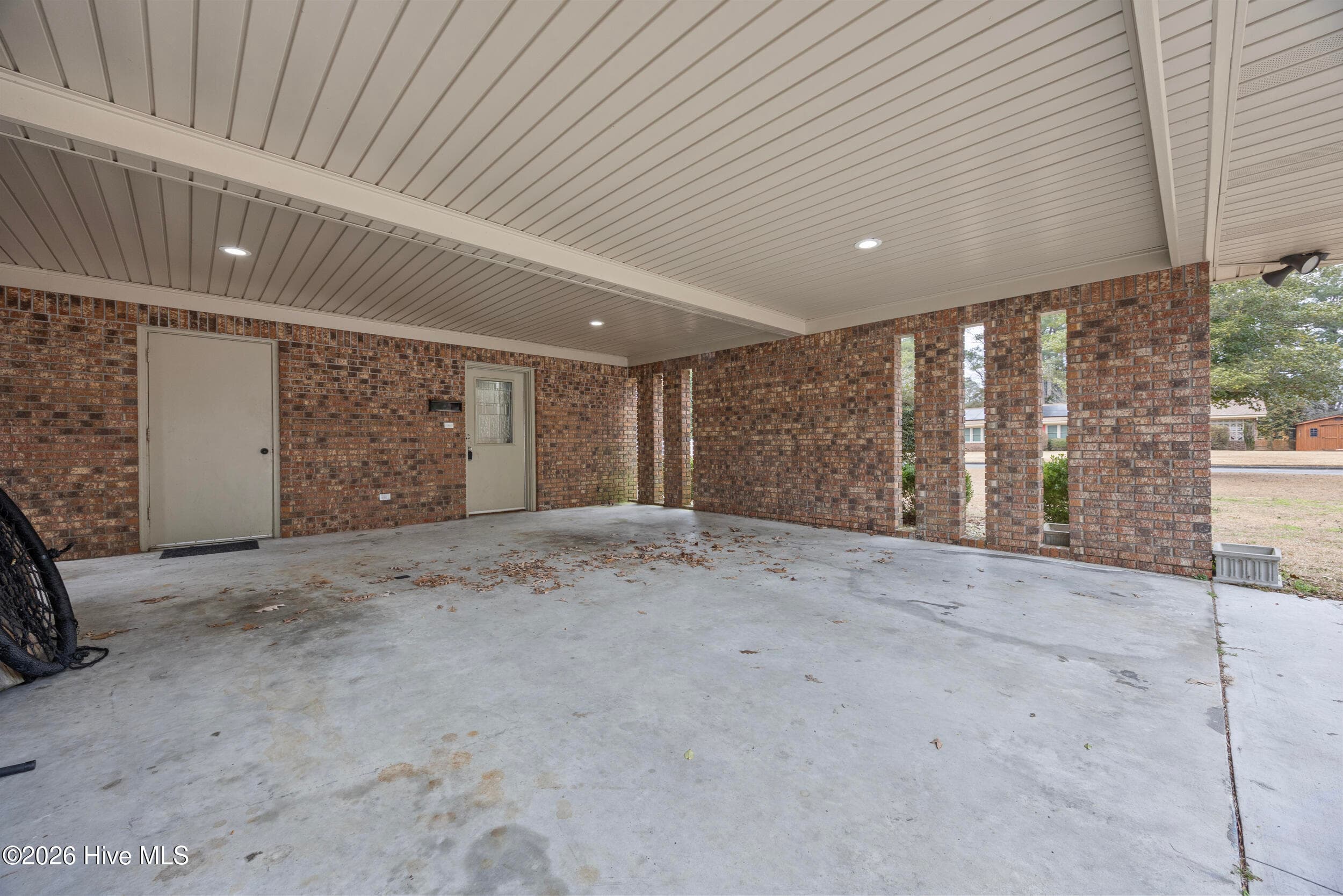 2 car attached carport - 616 E Murphy Street, Wallace, NC 28466