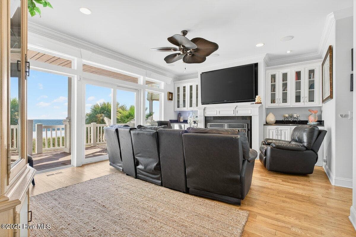 Single Family Residence at 7 Coggeshall Drive W, Ocean Isle Beach, NC 28469, photo 34 of 78