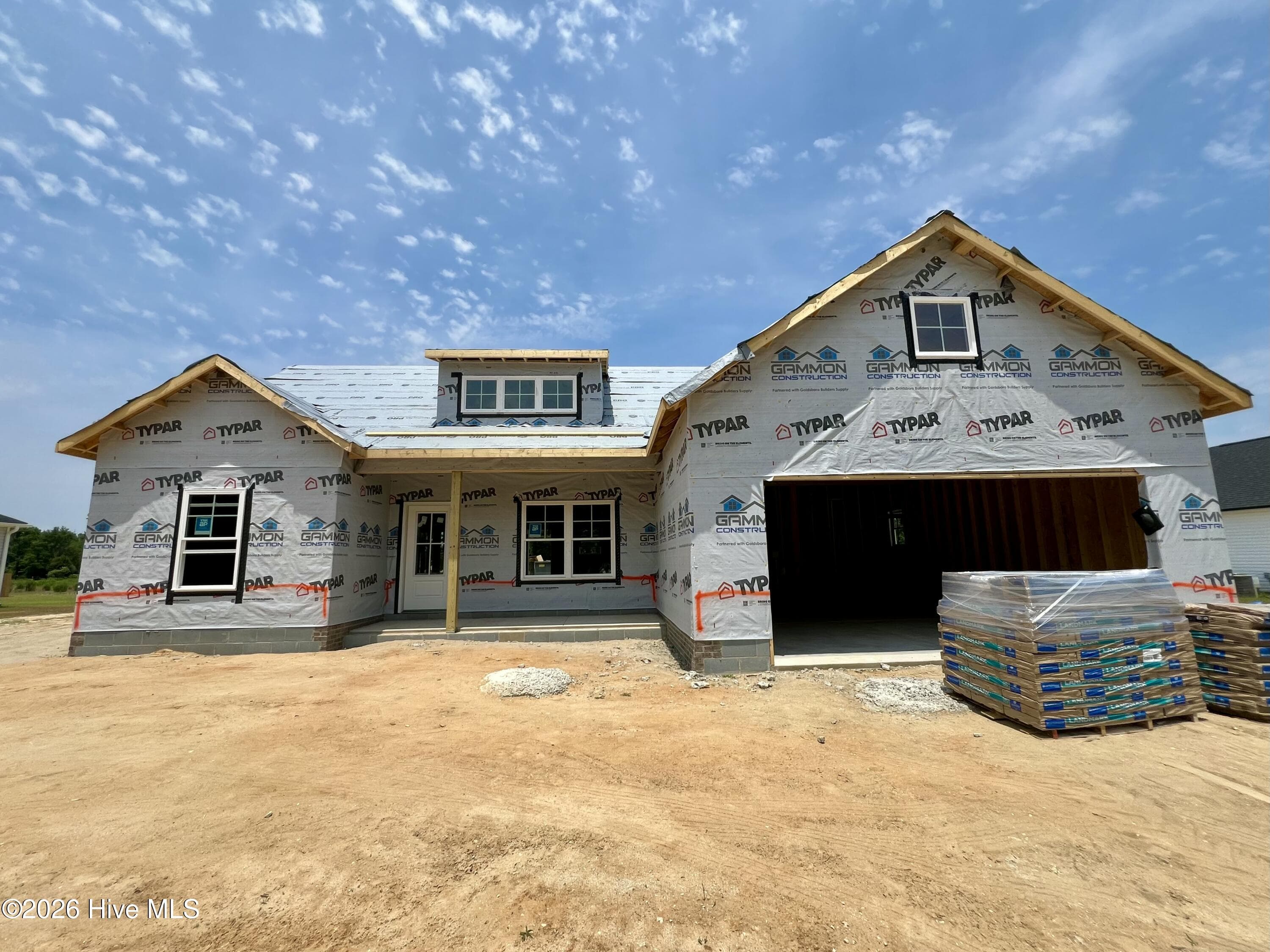 Single Family Residence at 315 Creeks Edge Drive, Pikeville, NC 27863, photo 5 of 133
