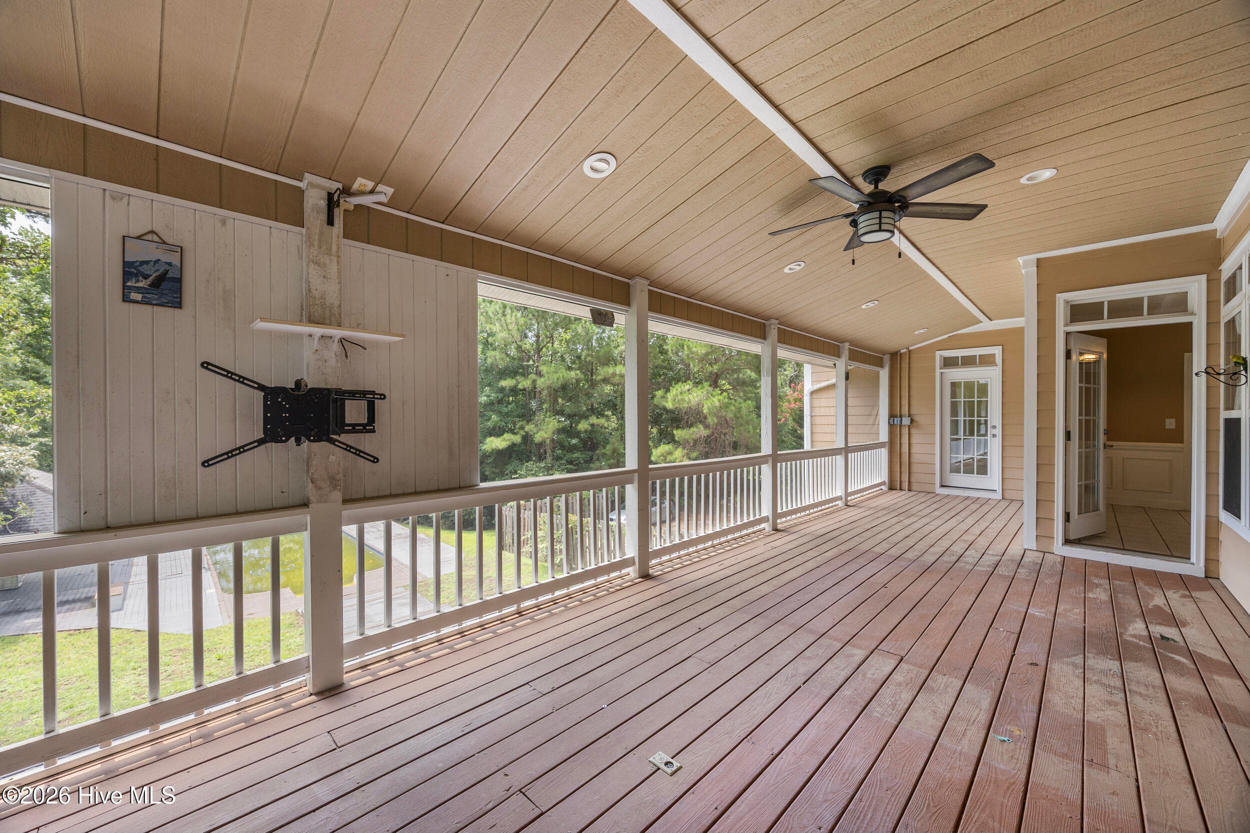 Single Family Residence at 638 Ravenswood Road, Hampstead, NC 28443, photo 80 of 100