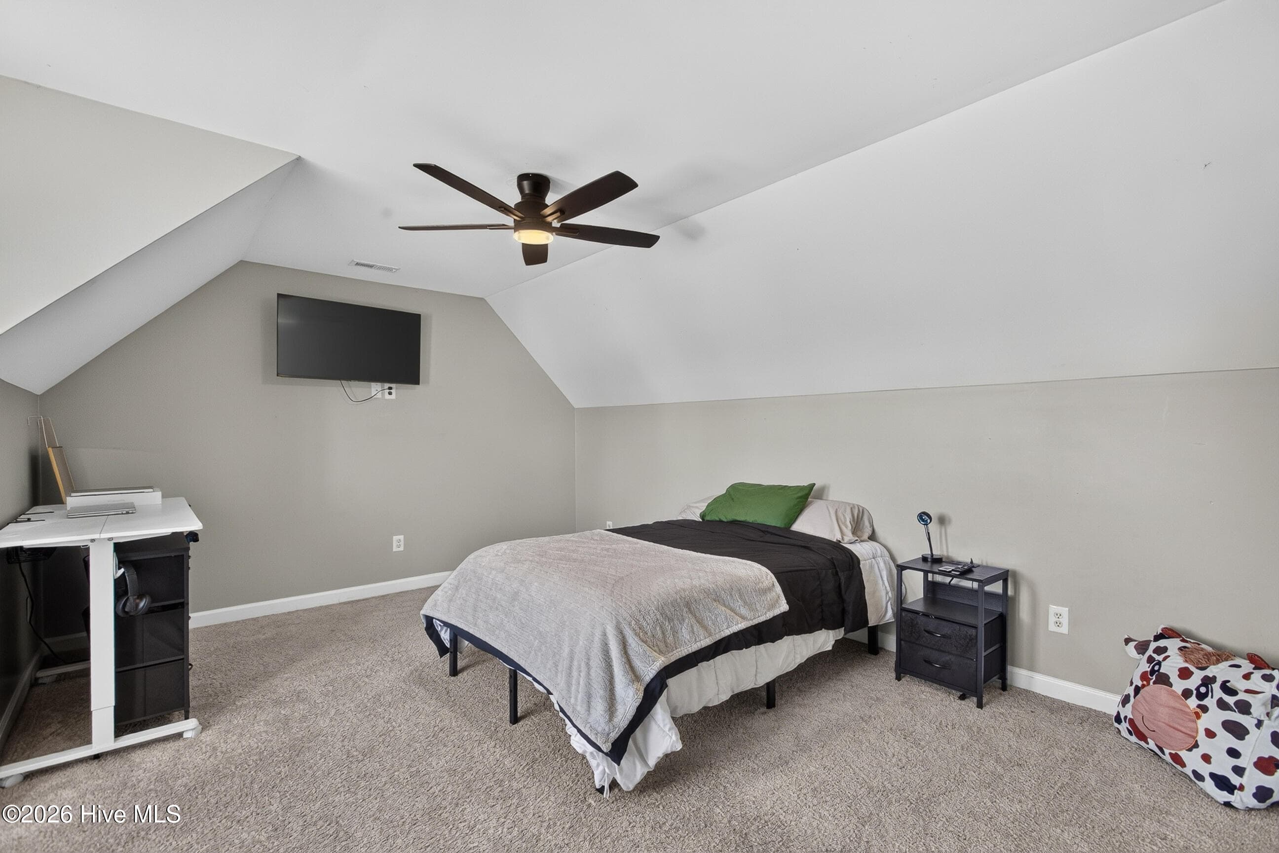 Single Family Residence at 127 Hunt Drive, Hubert, NC 28539, photo 31 of 36