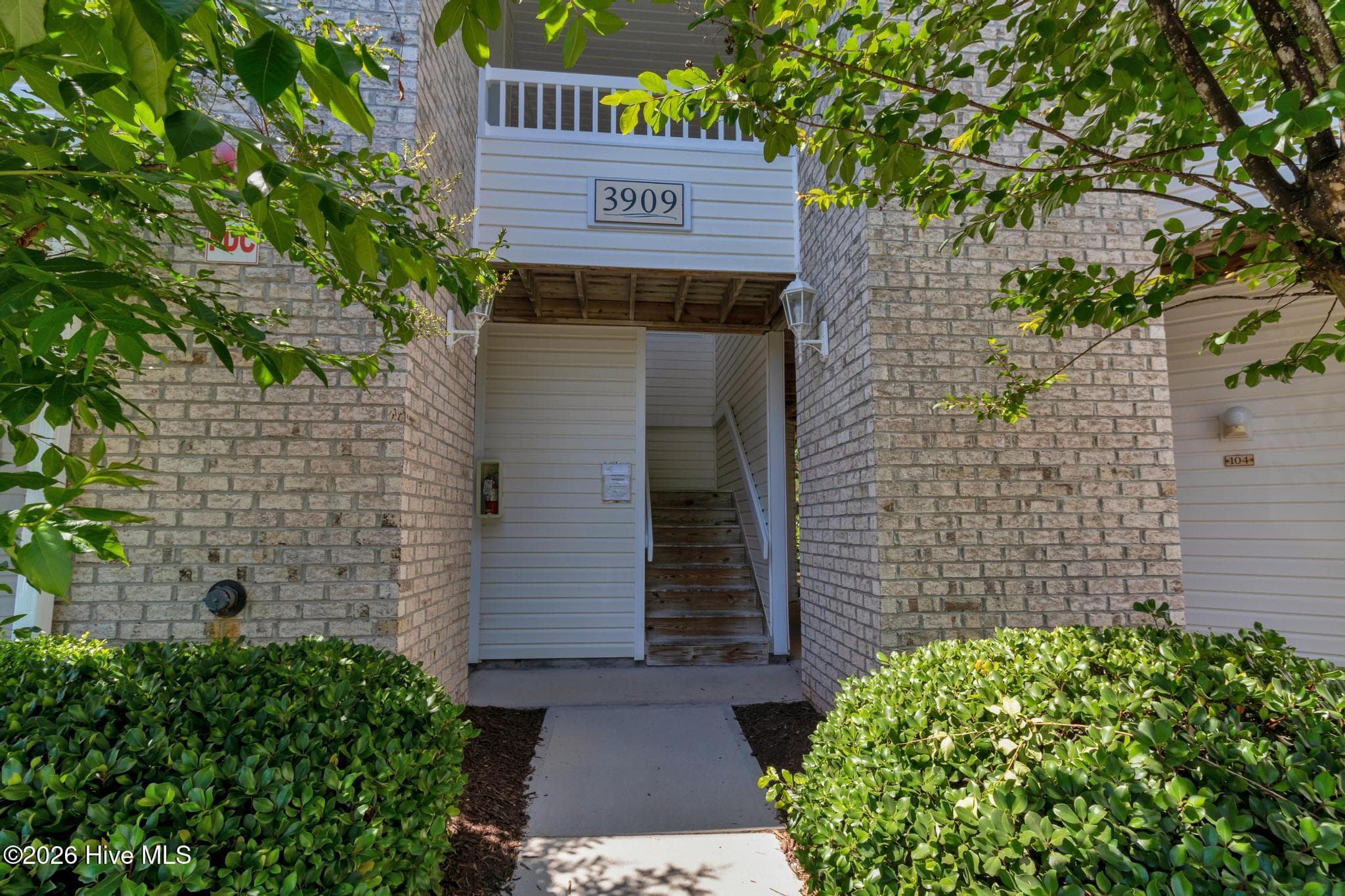 Condominium at 3909 Botsford Court Unit 103, Wilmington, NC 28412, photo 3 of 95