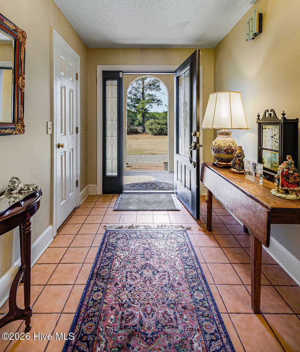 Single Family Residence at 450 Addor Road, Aberdeen, NC 28315, photo 5 of 47