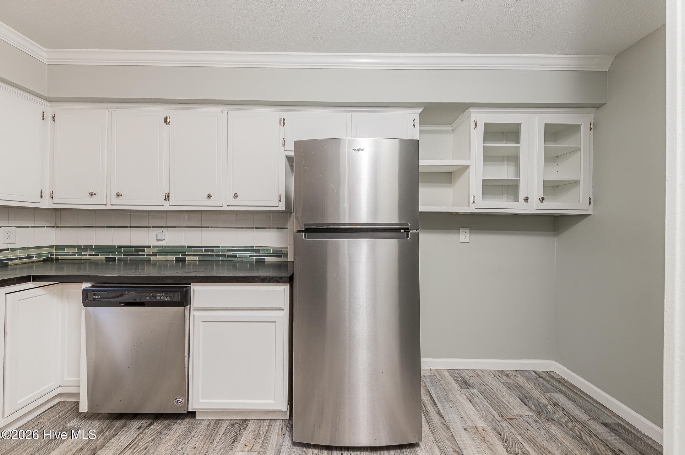 Townhouse at 97 Quarterdeck, New Bern, NC 28562, photo 10 of 71