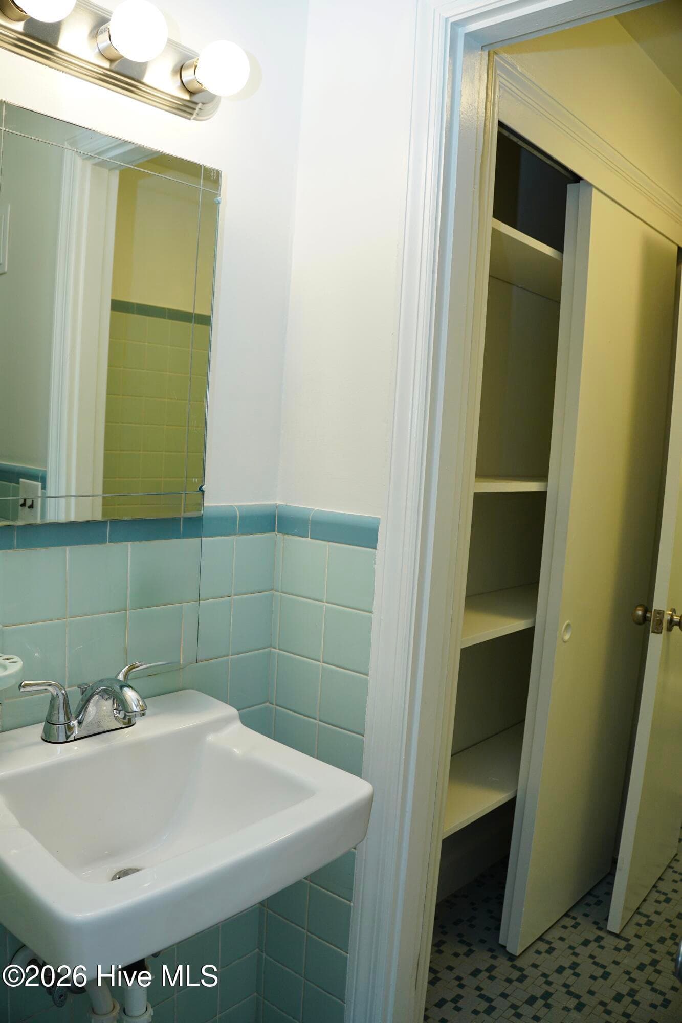 Single Family Residence at 1215 N Respess Street, Washington, NC 27889, photo 12 of 17
